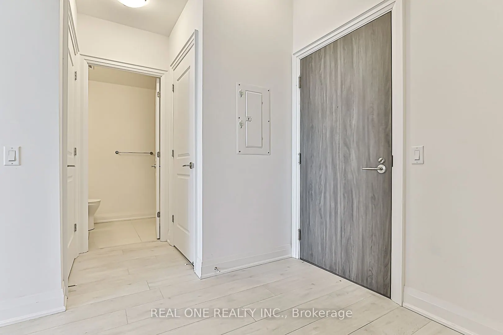10 Gatineau Drive #210