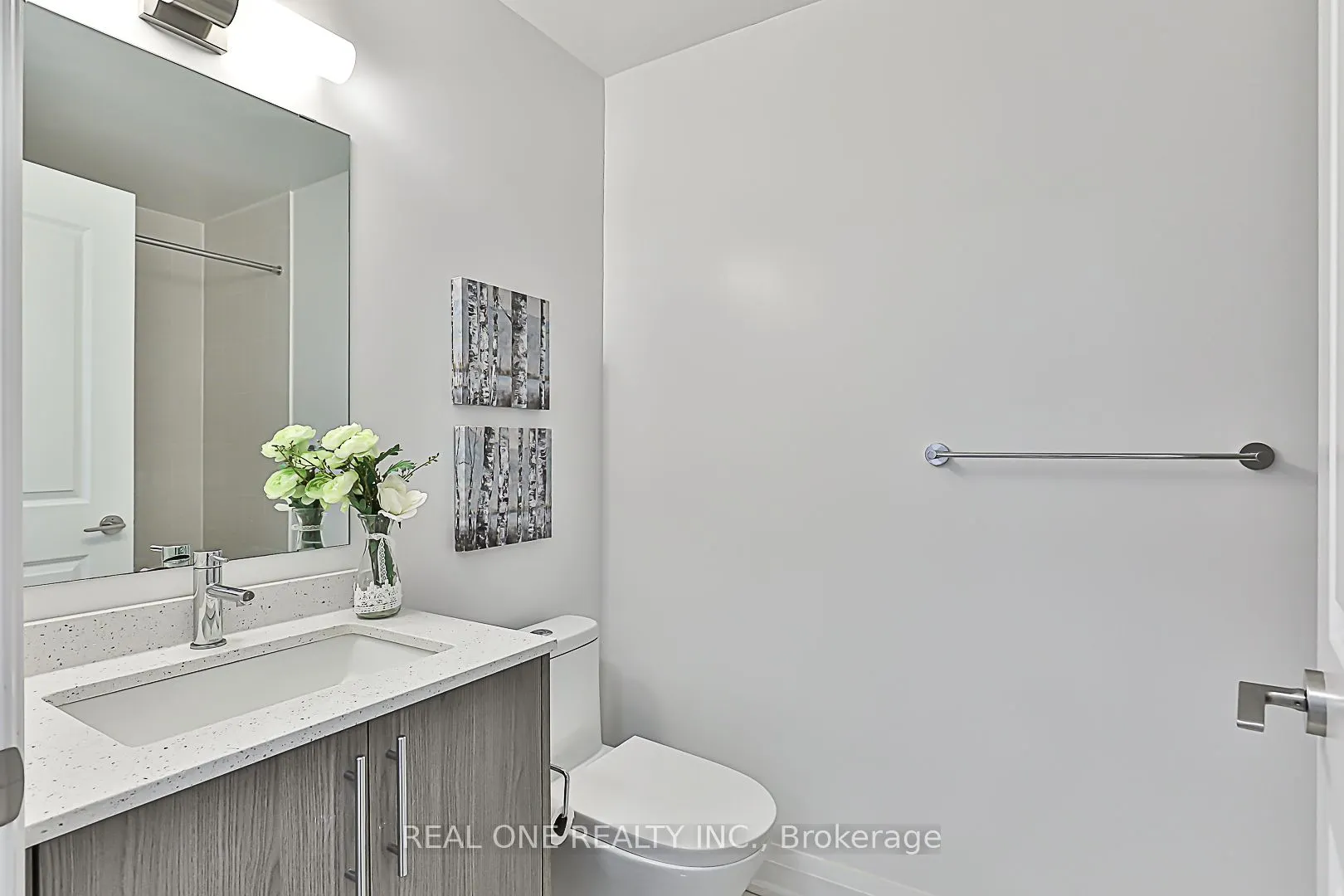 10 Gatineau Drive #210