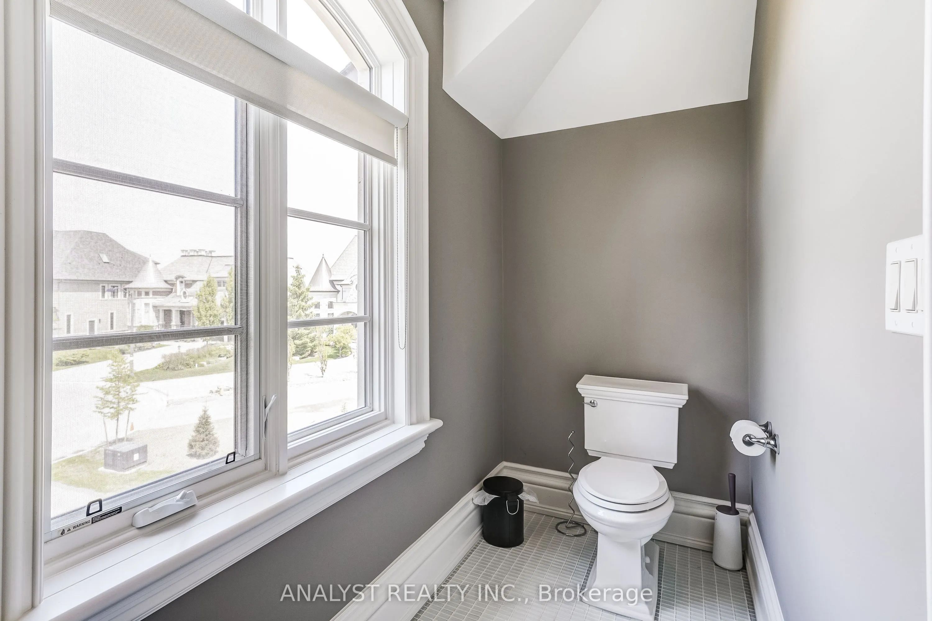 115 Hazelridge Court