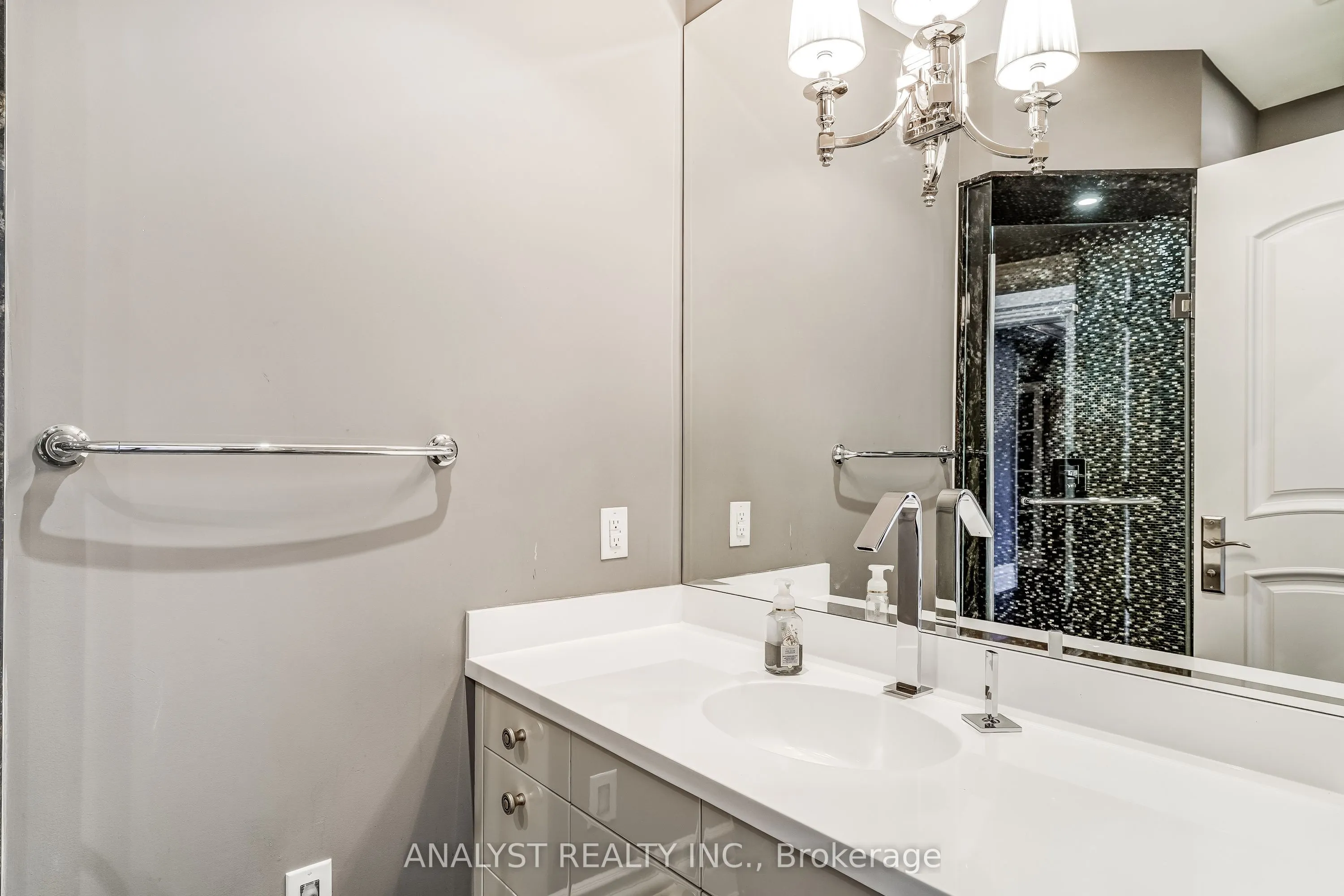 115 Hazelridge Court