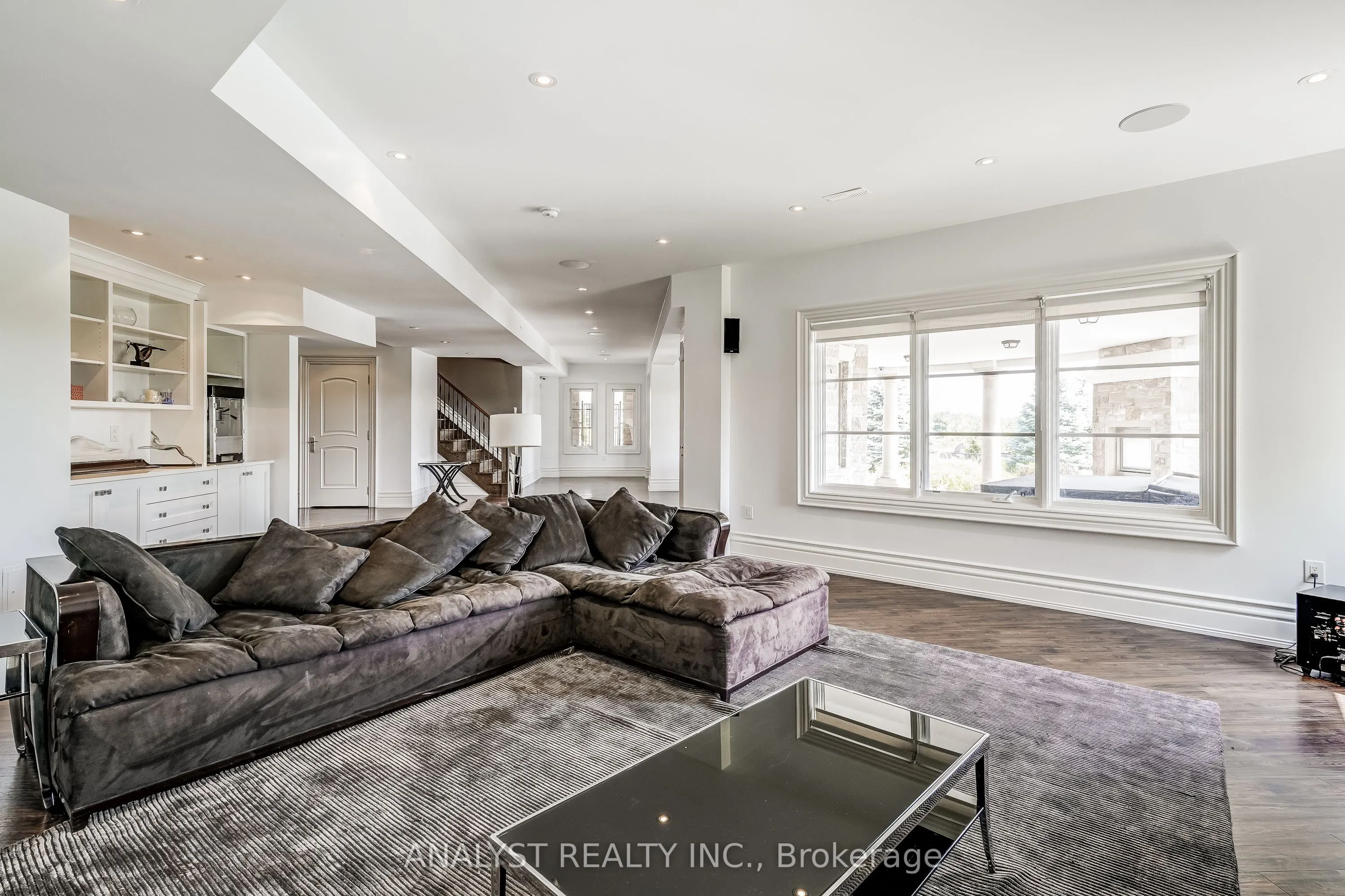 115 Hazelridge Court