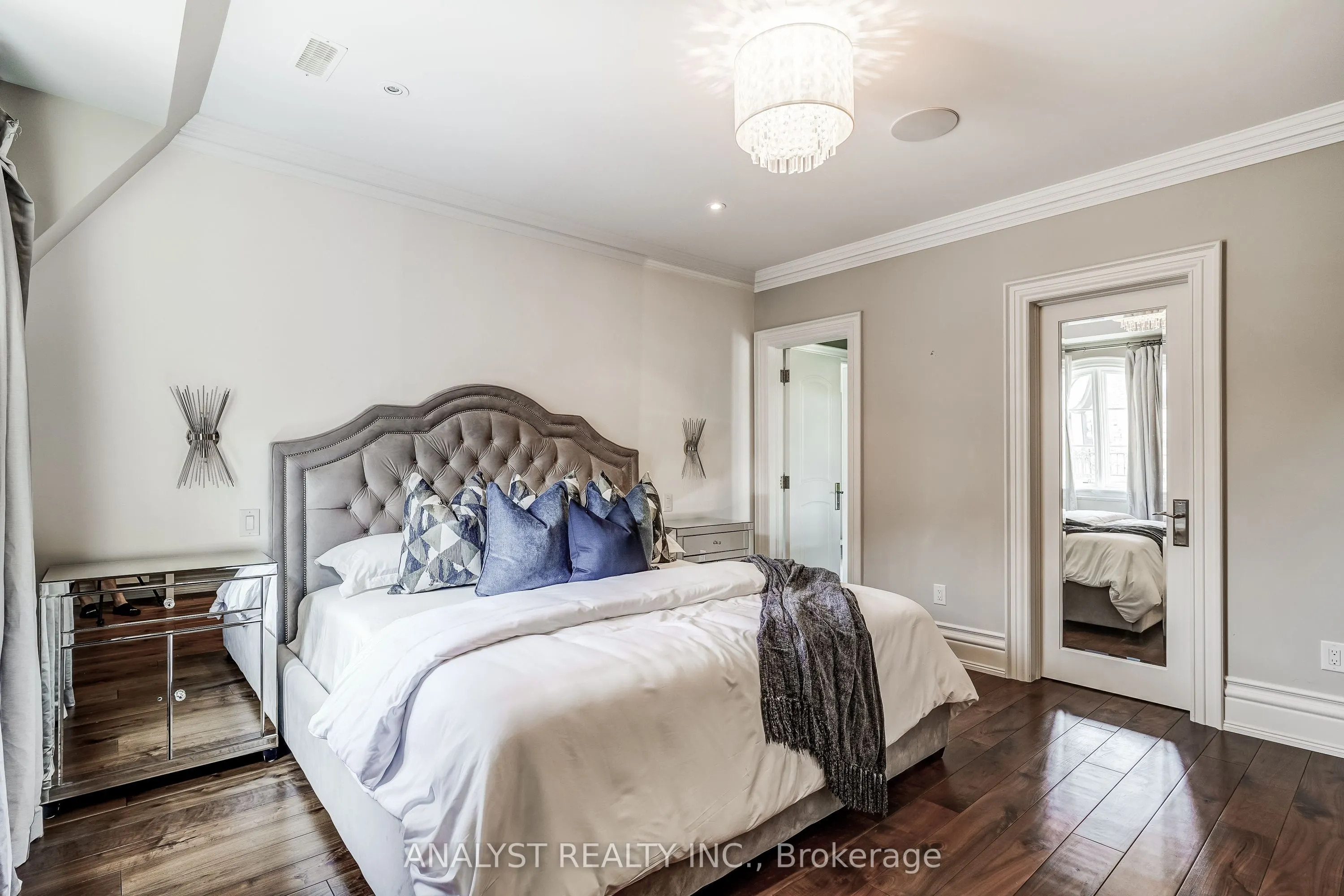 115 Hazelridge Court