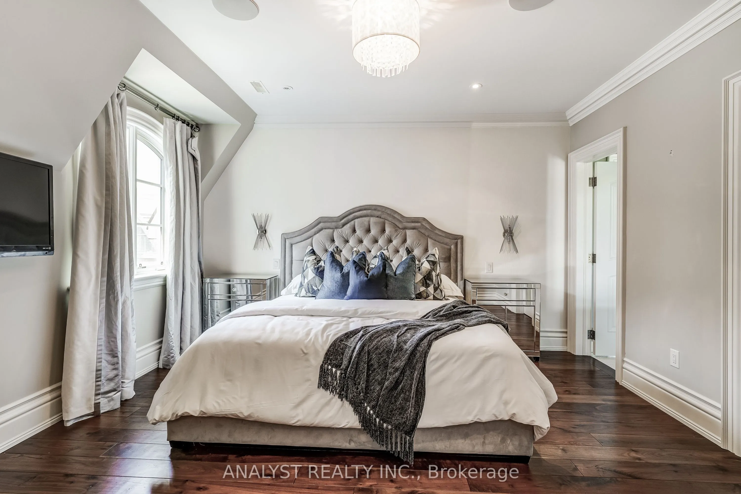 115 Hazelridge Court