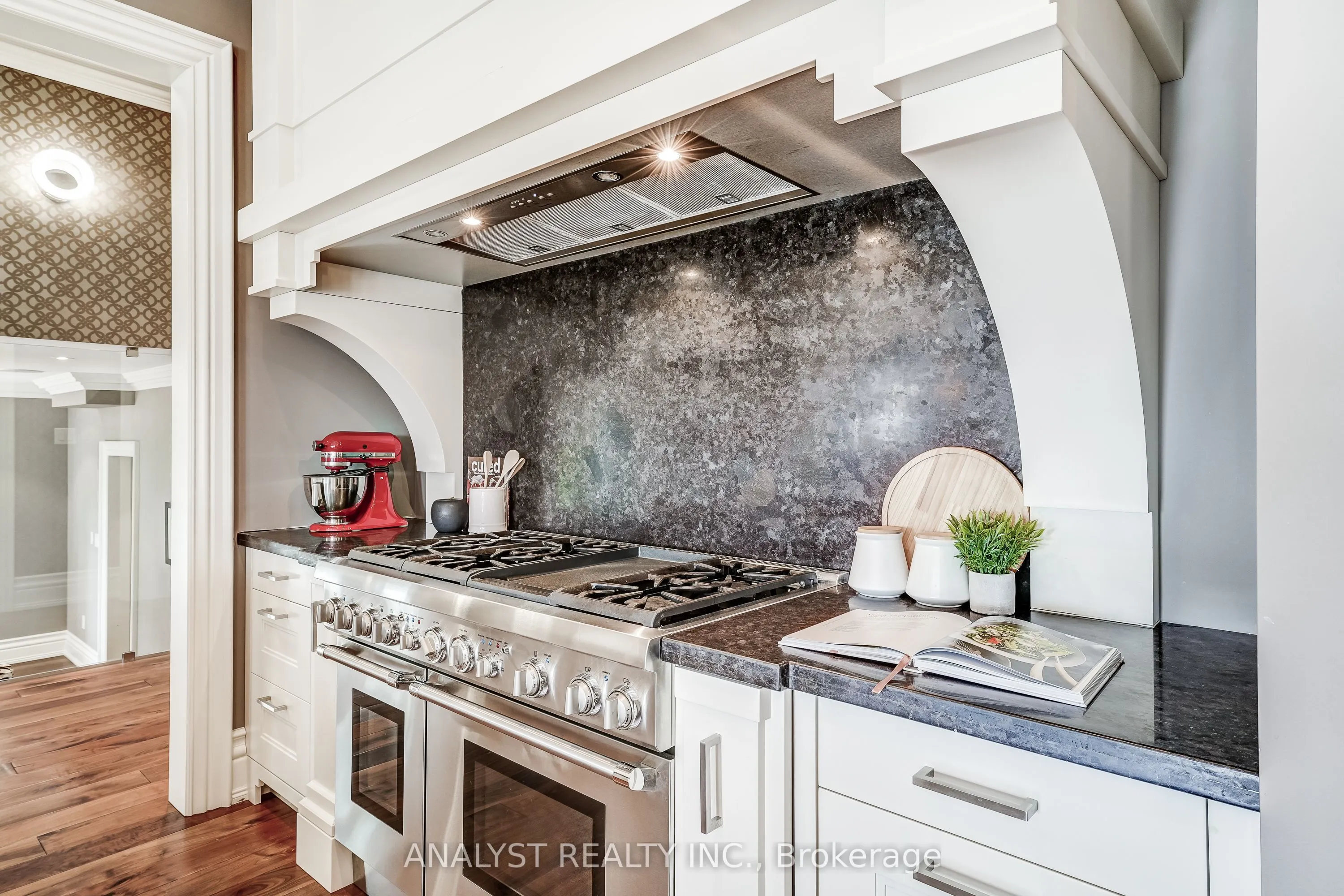 115 Hazelridge Court
