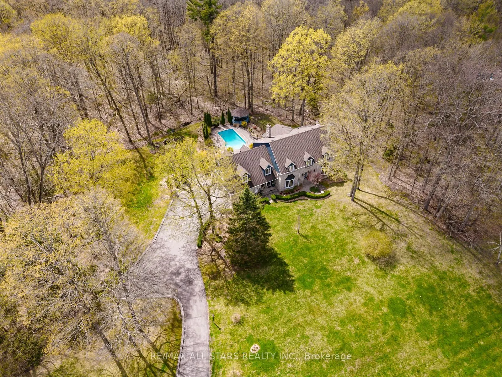 12 Oakview Place