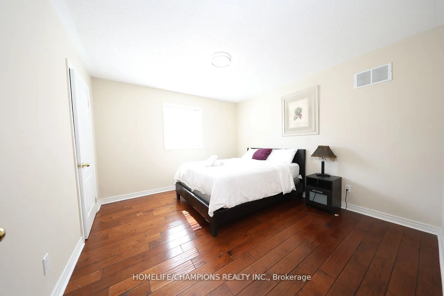 142 Estate Garden Avenue