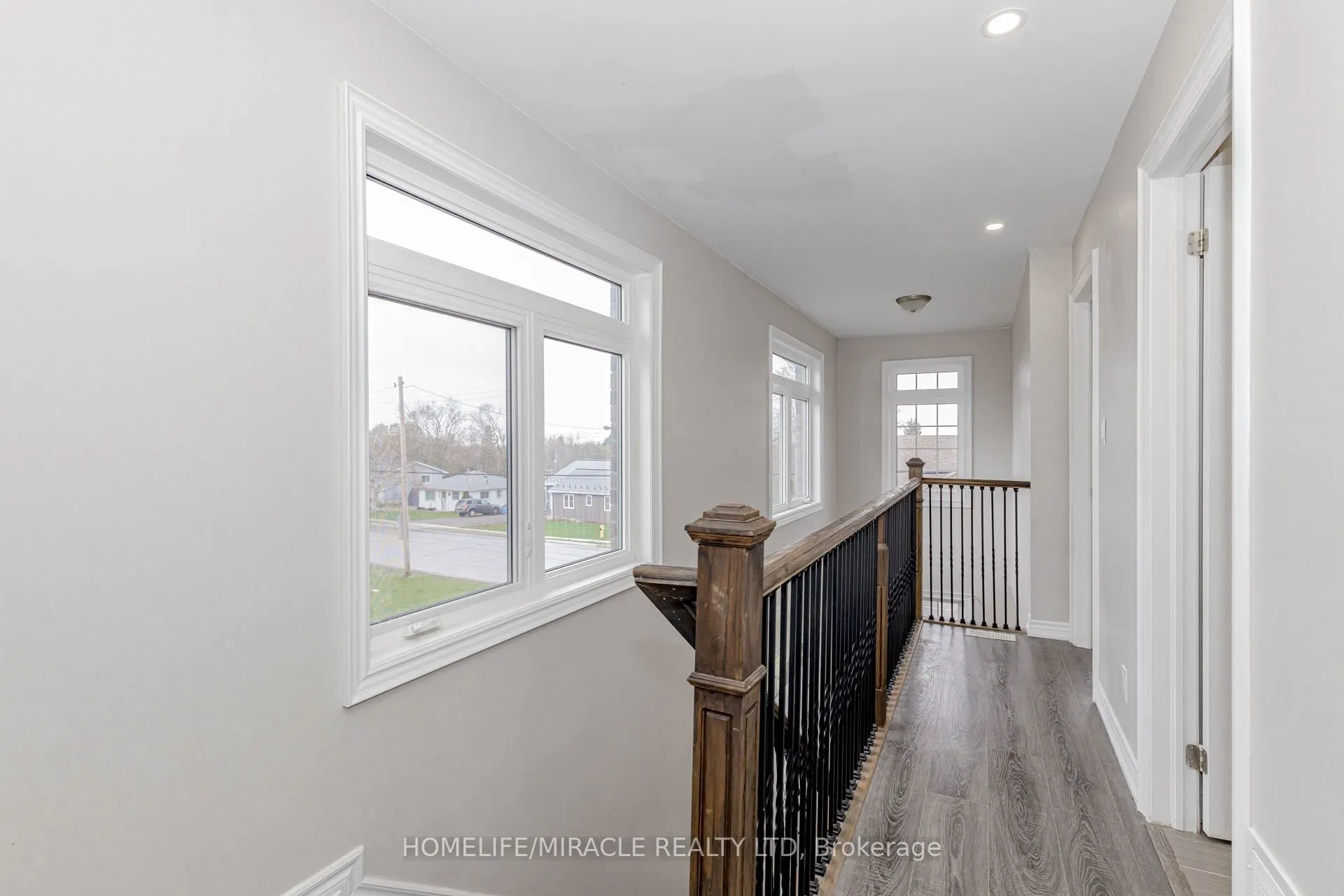 637 Simcoe Street