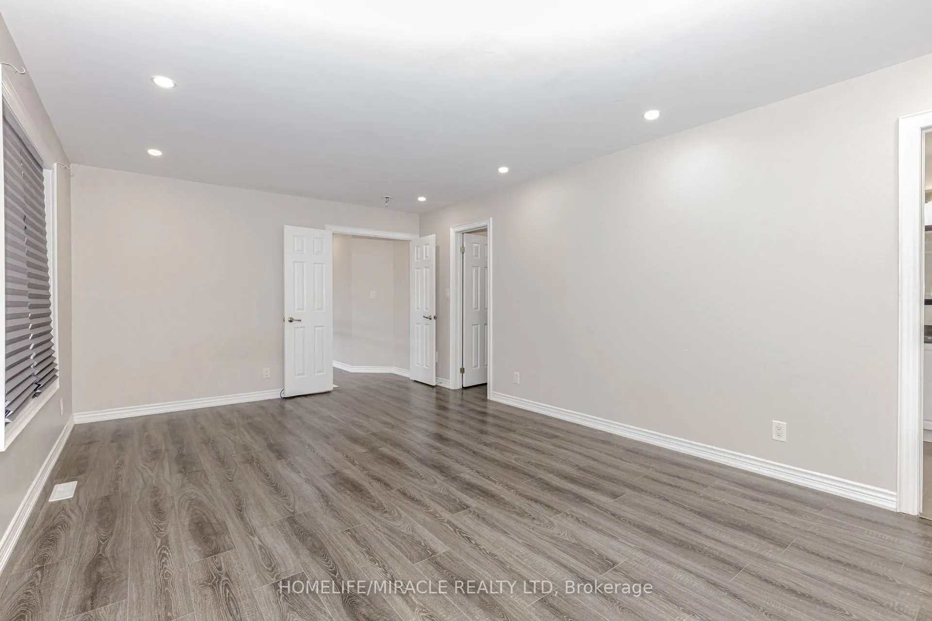 637 Simcoe Street