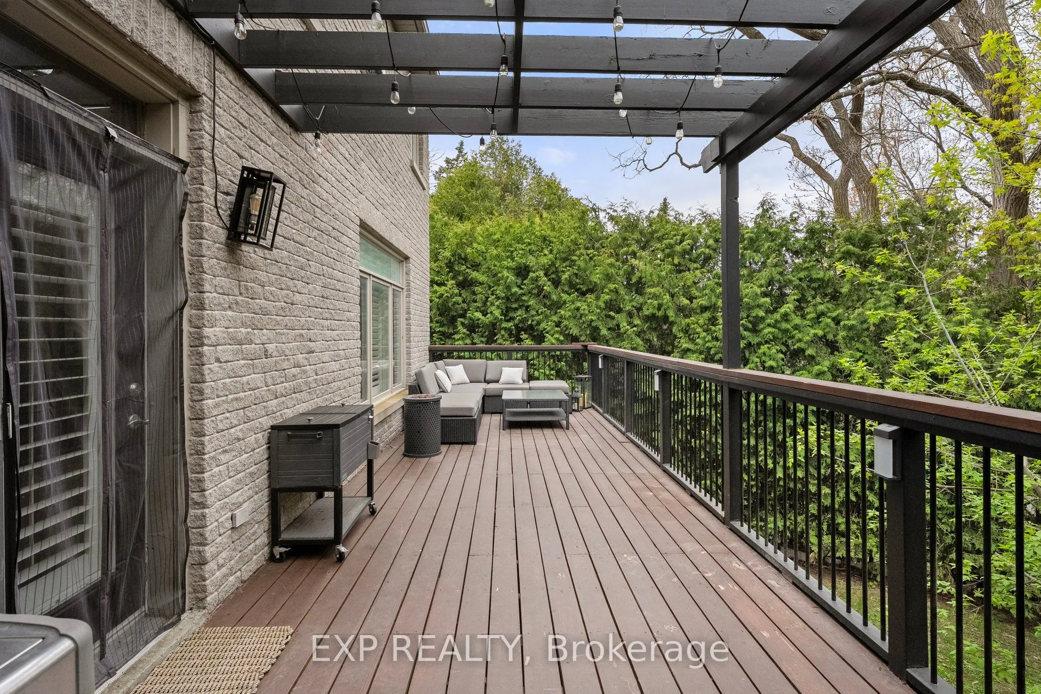 112 Tyler Street