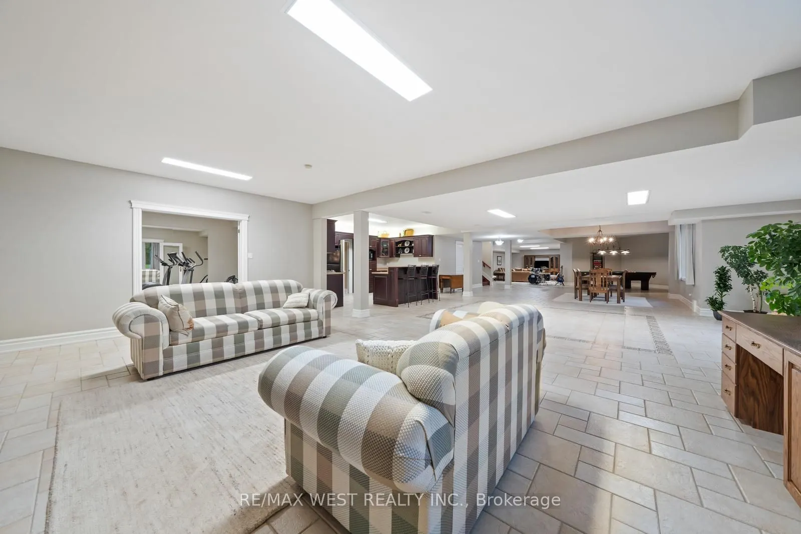 5775 Kirby Road