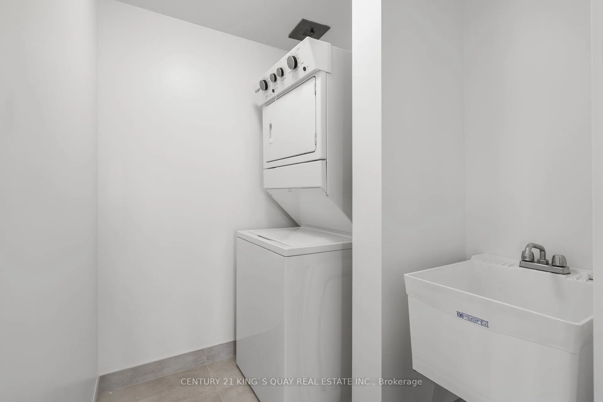 8888 Yonge Street, #1004
