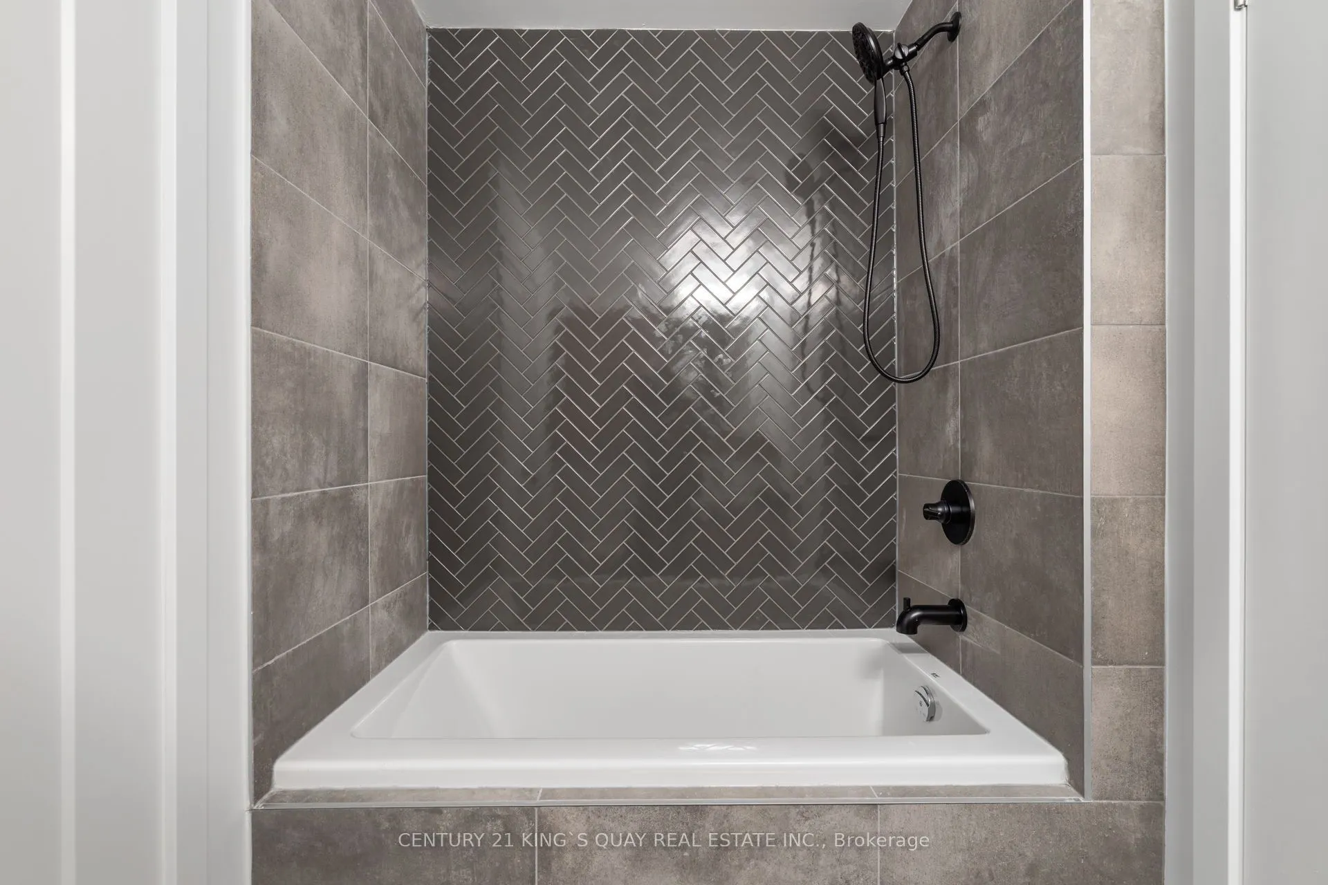 8888 Yonge Street, #1004