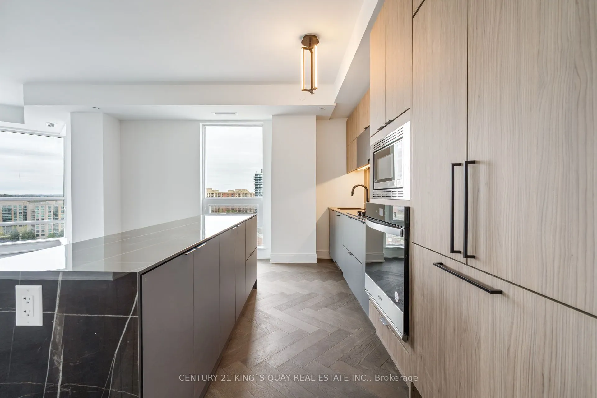 8888 Yonge Street, #1004