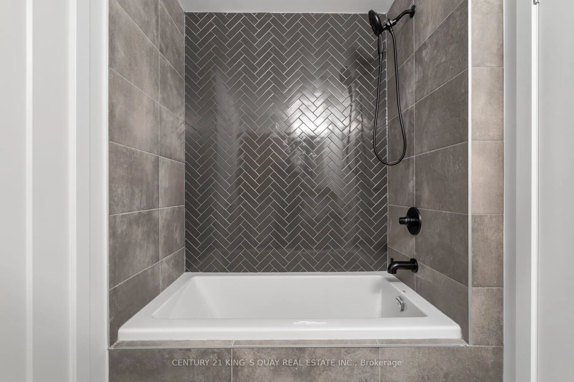 8888 Yonge Street, #1204