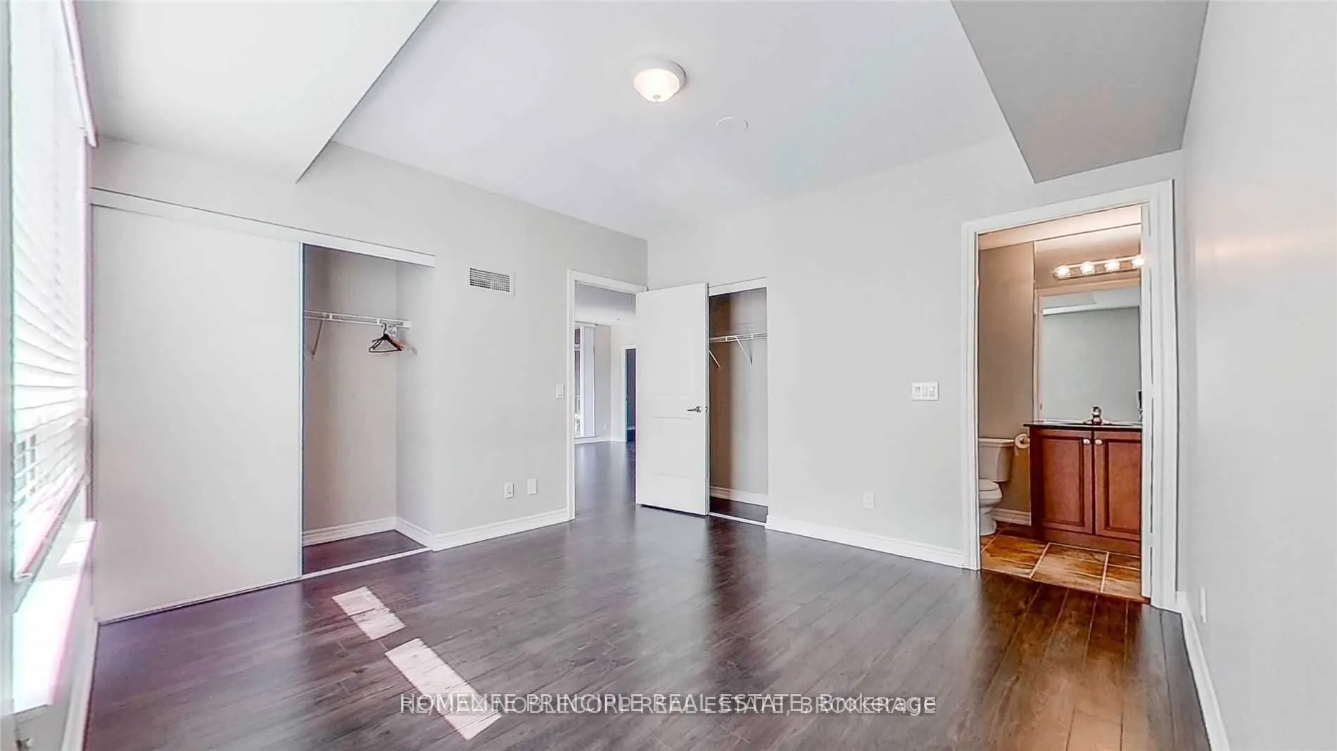 9245 Jane Street, #910