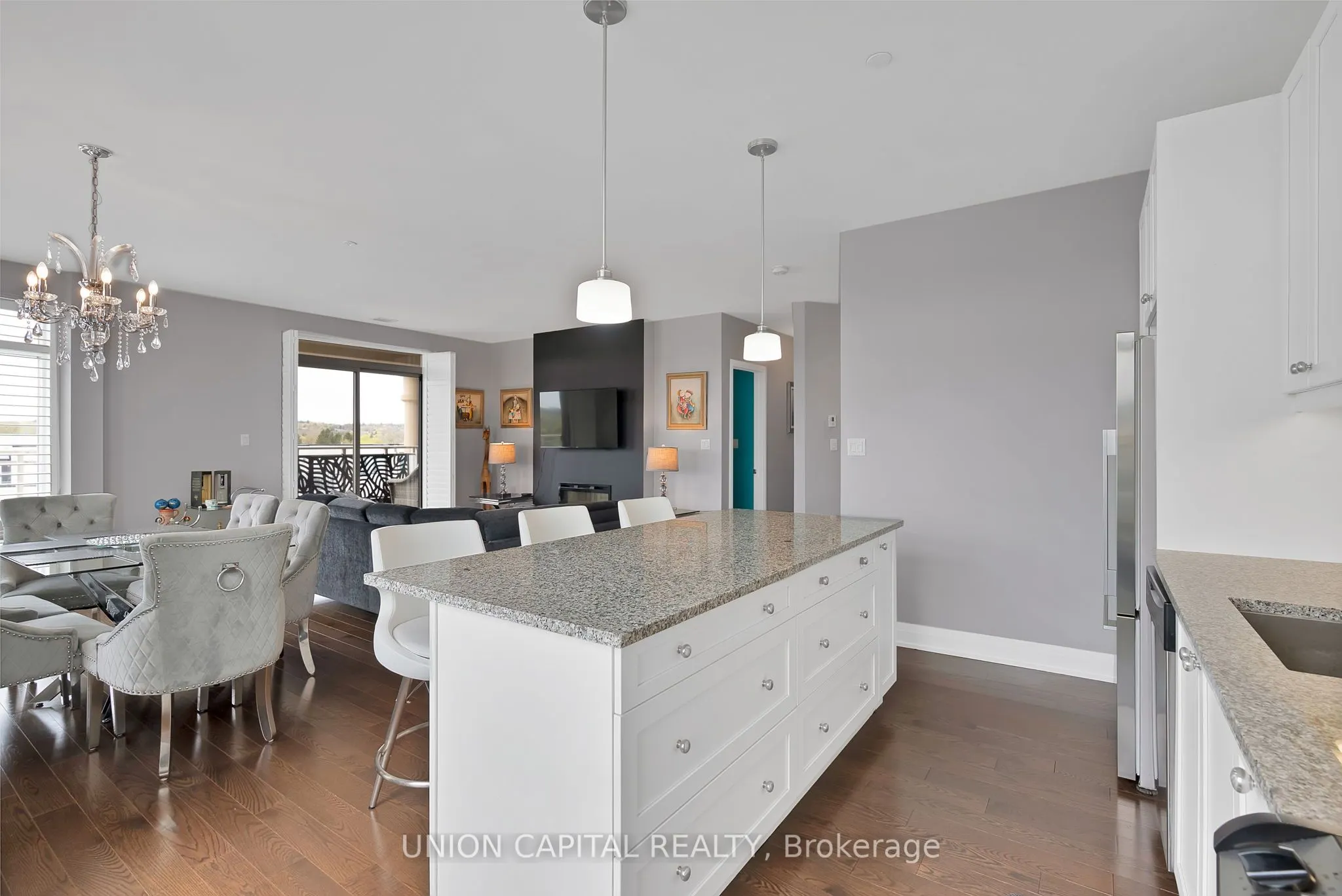 15277 Yonge Street, #505