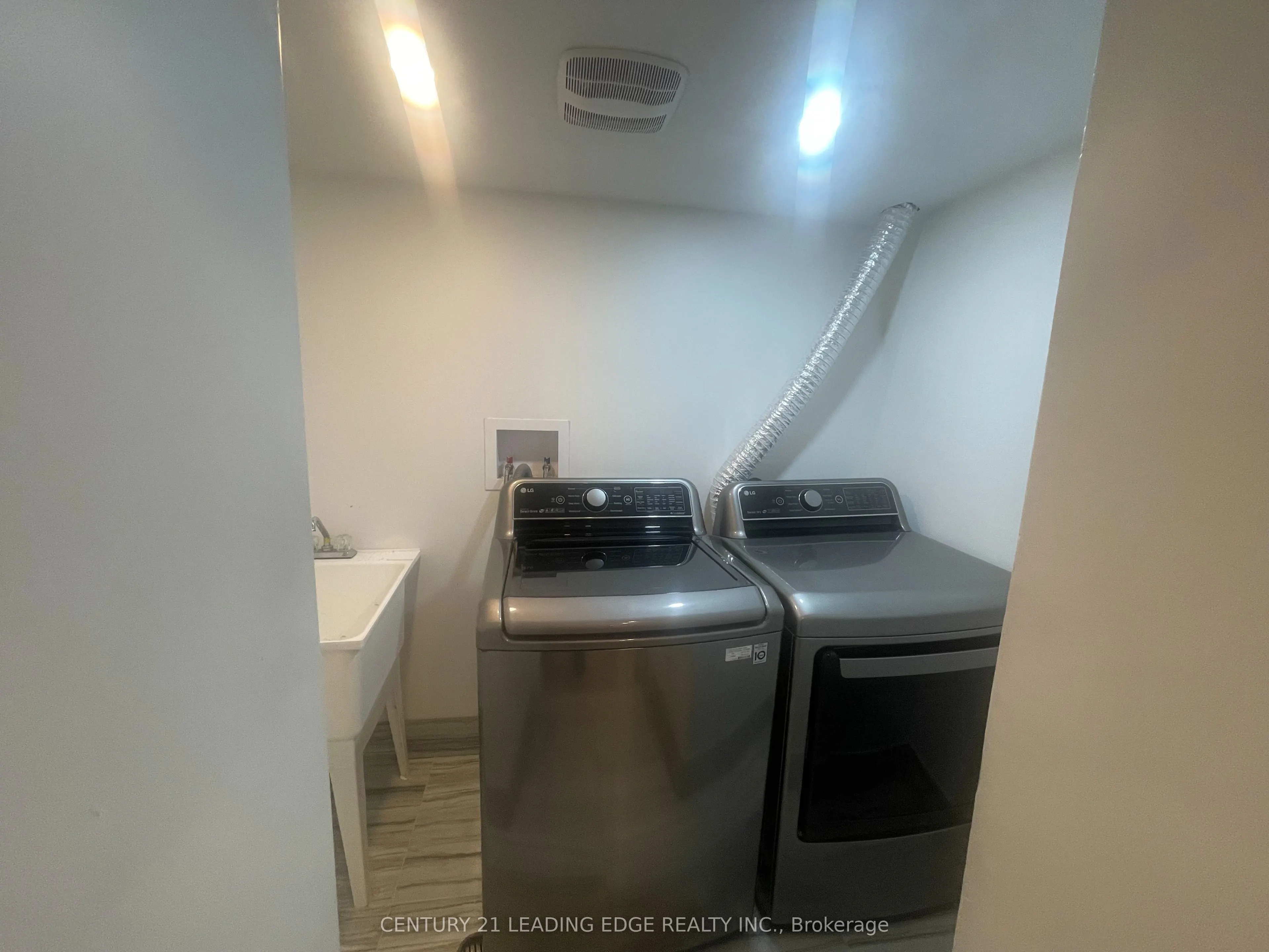 72 Pelee Avenue