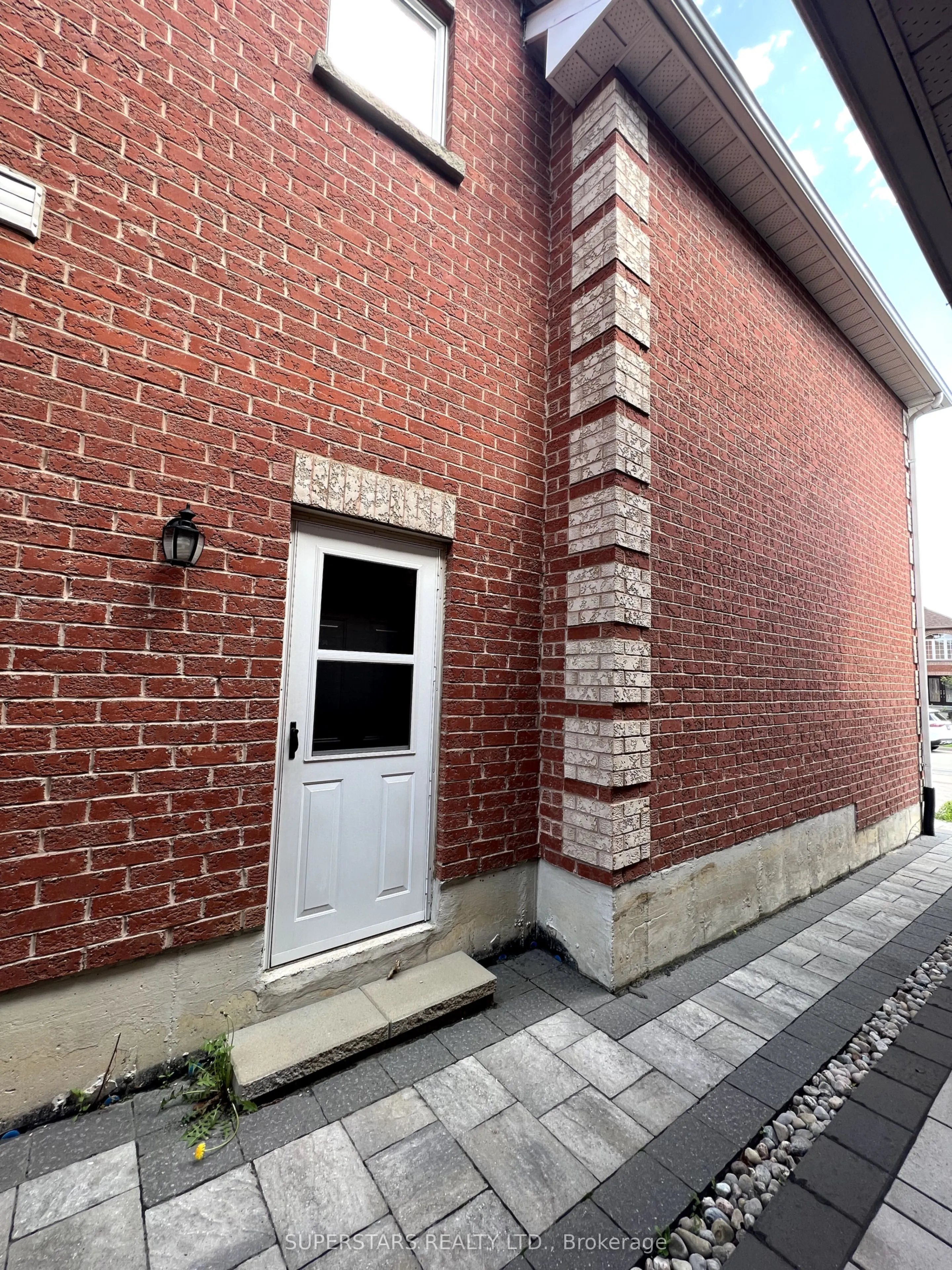 28 Quantum Street #Bsmt
