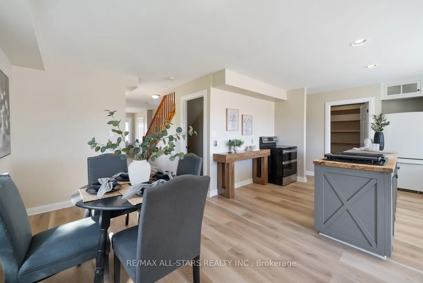 1705 Brock Concession 7