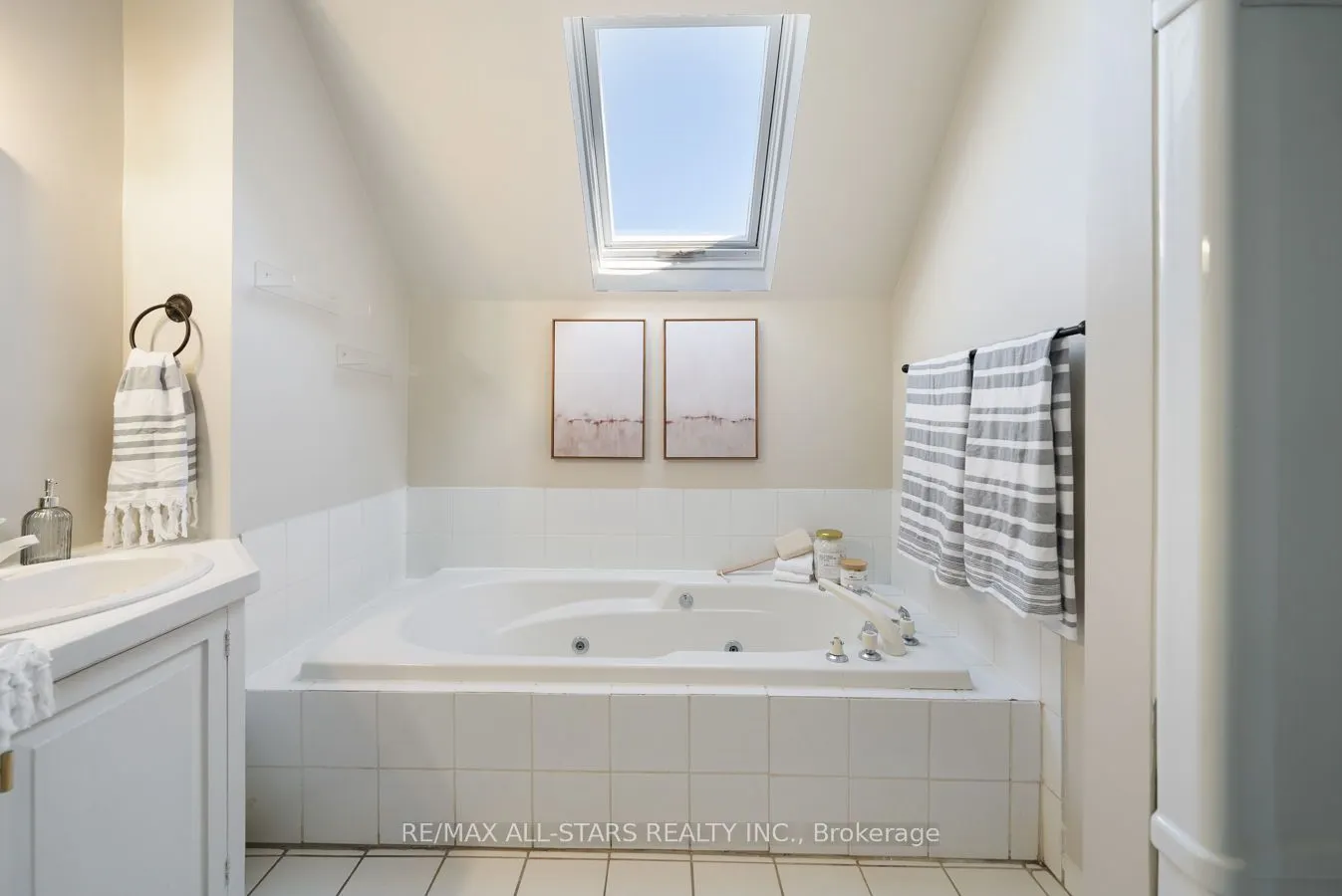1705 Brock Concession 7