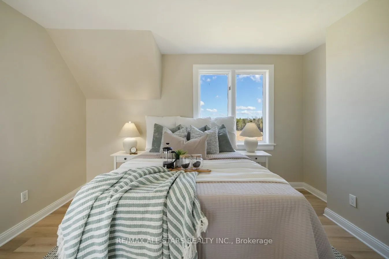 1705 Brock Concession 7