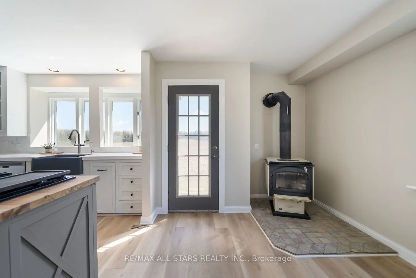 1705 Brock Concession 7