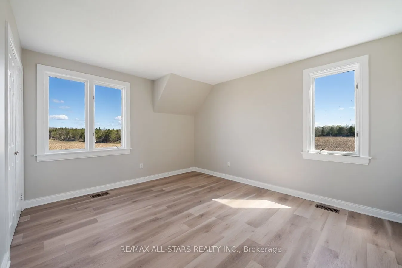 1705 Brock Concession 7