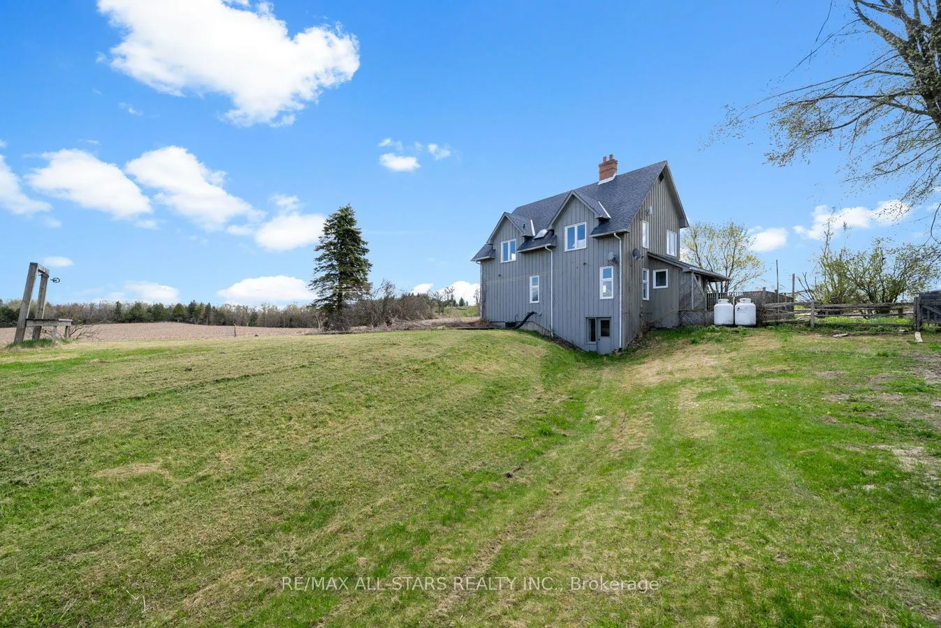 1705 Brock Concession 7