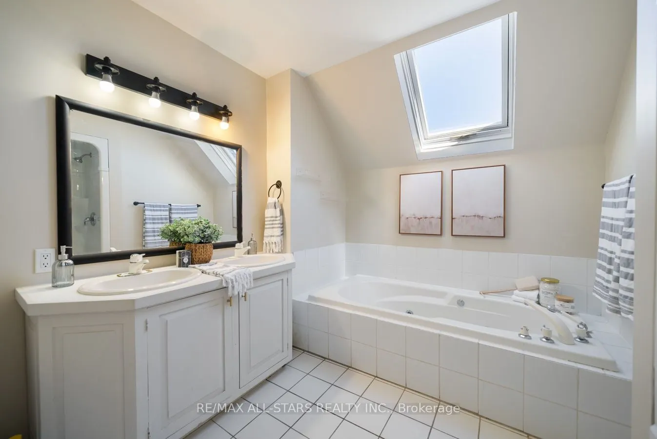 1705 Brock Concession 7