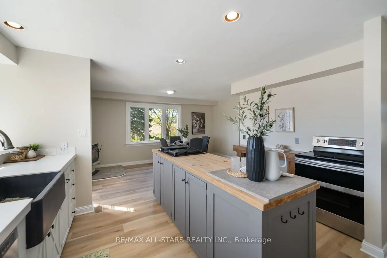 1705 Brock Concession 7