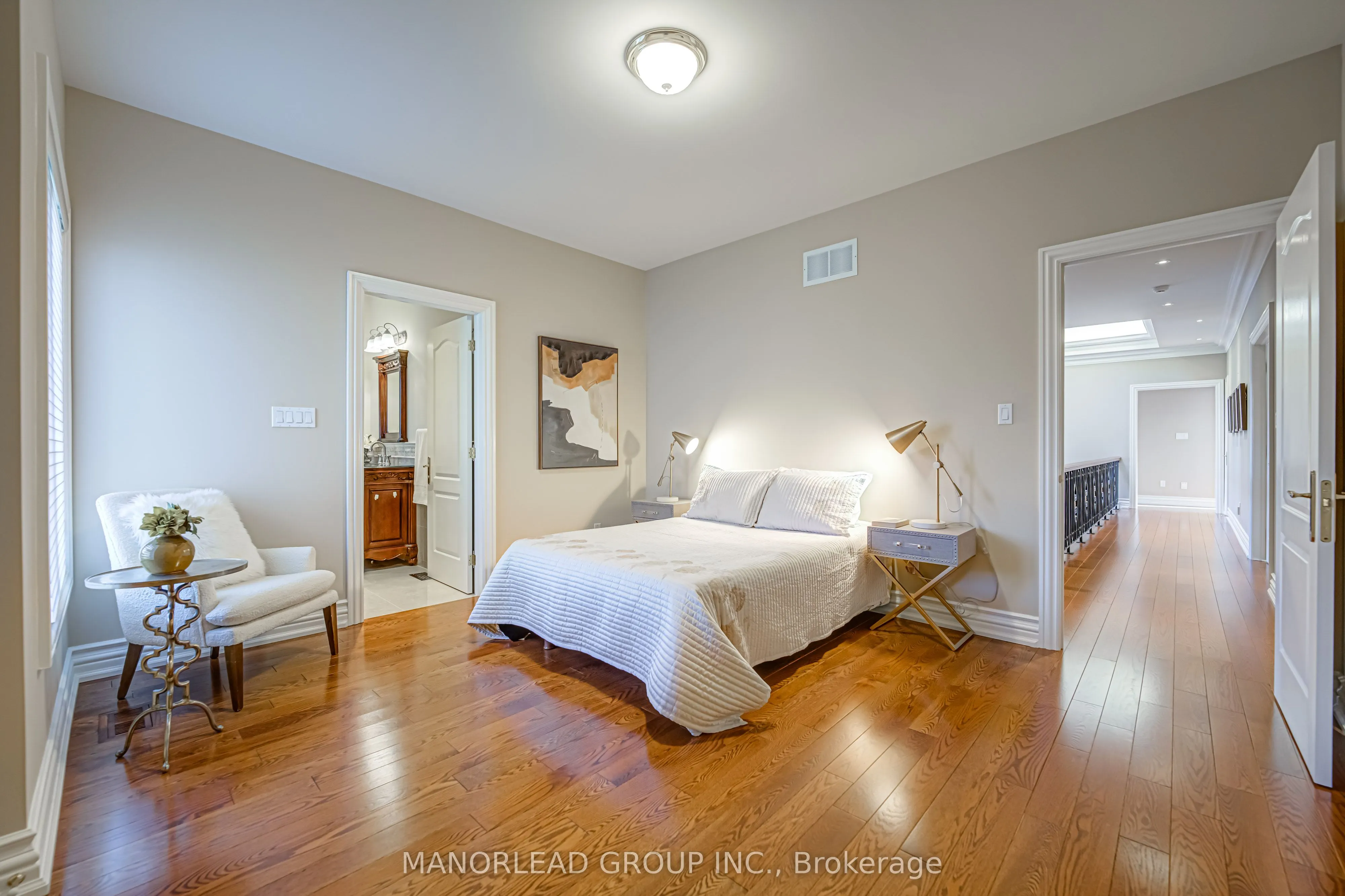 87 Arnold Avenue