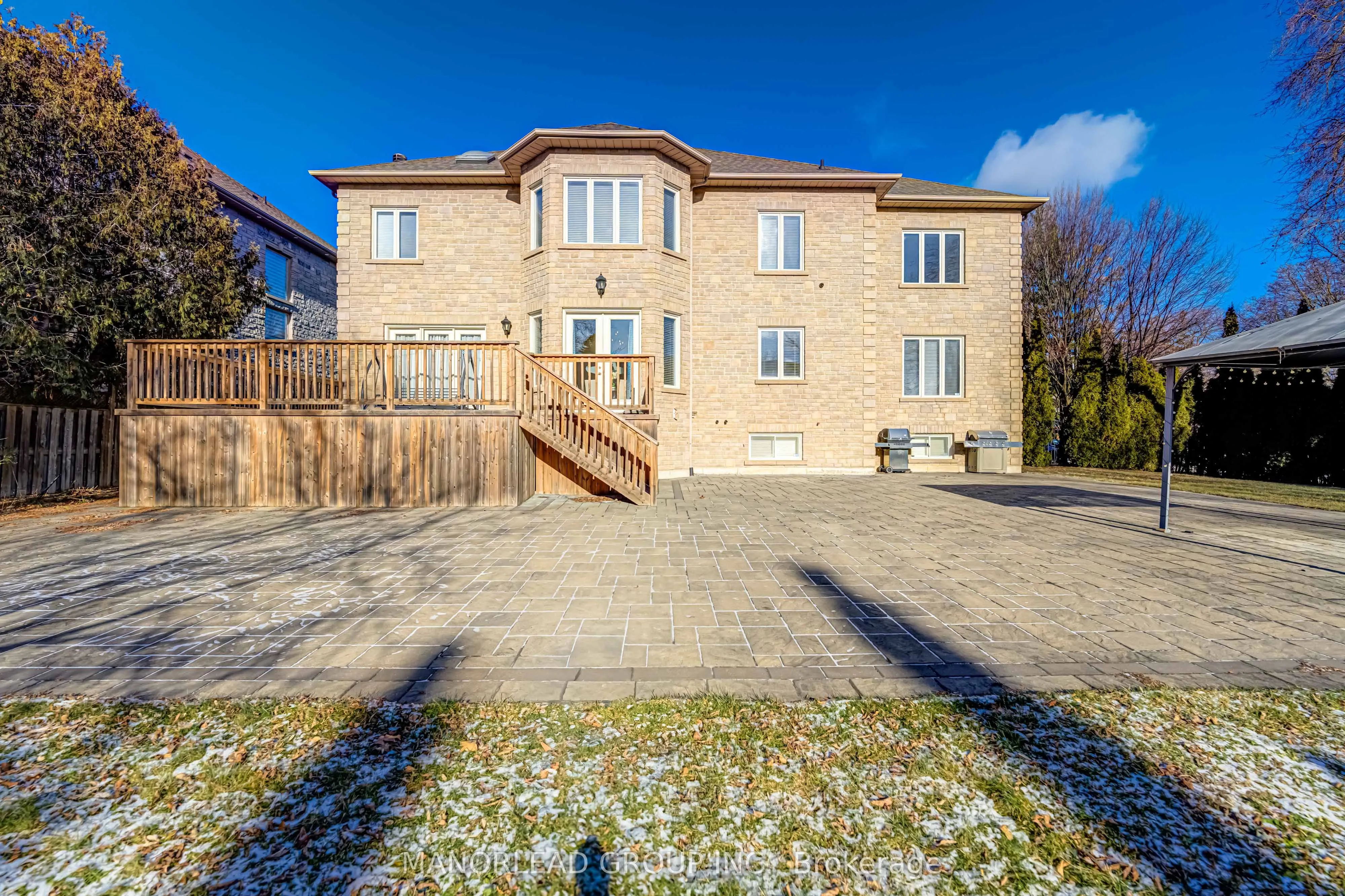 87 Arnold Avenue