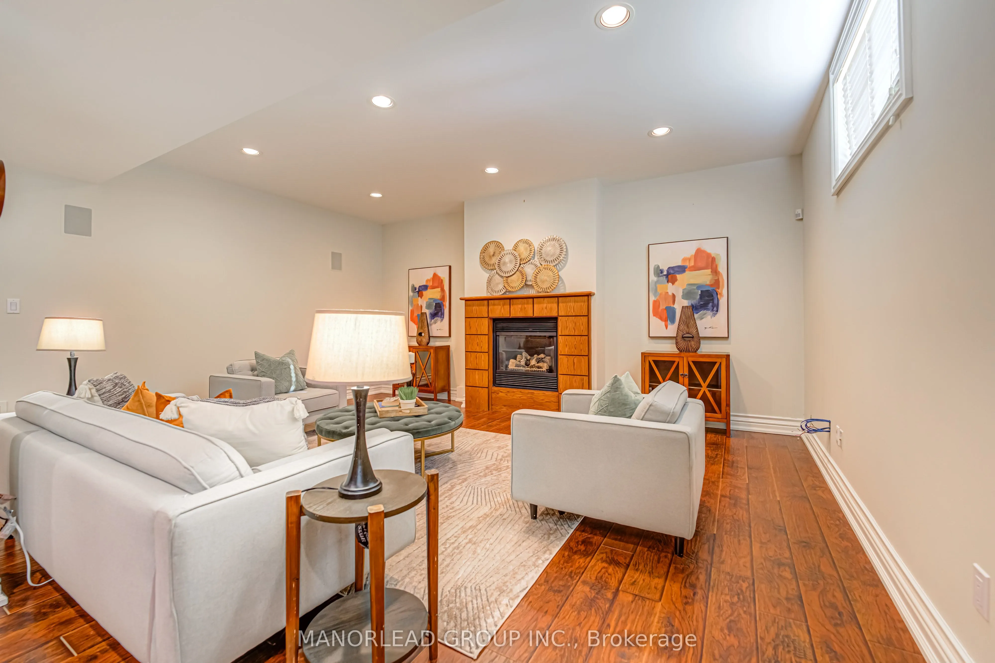 87 Arnold Avenue