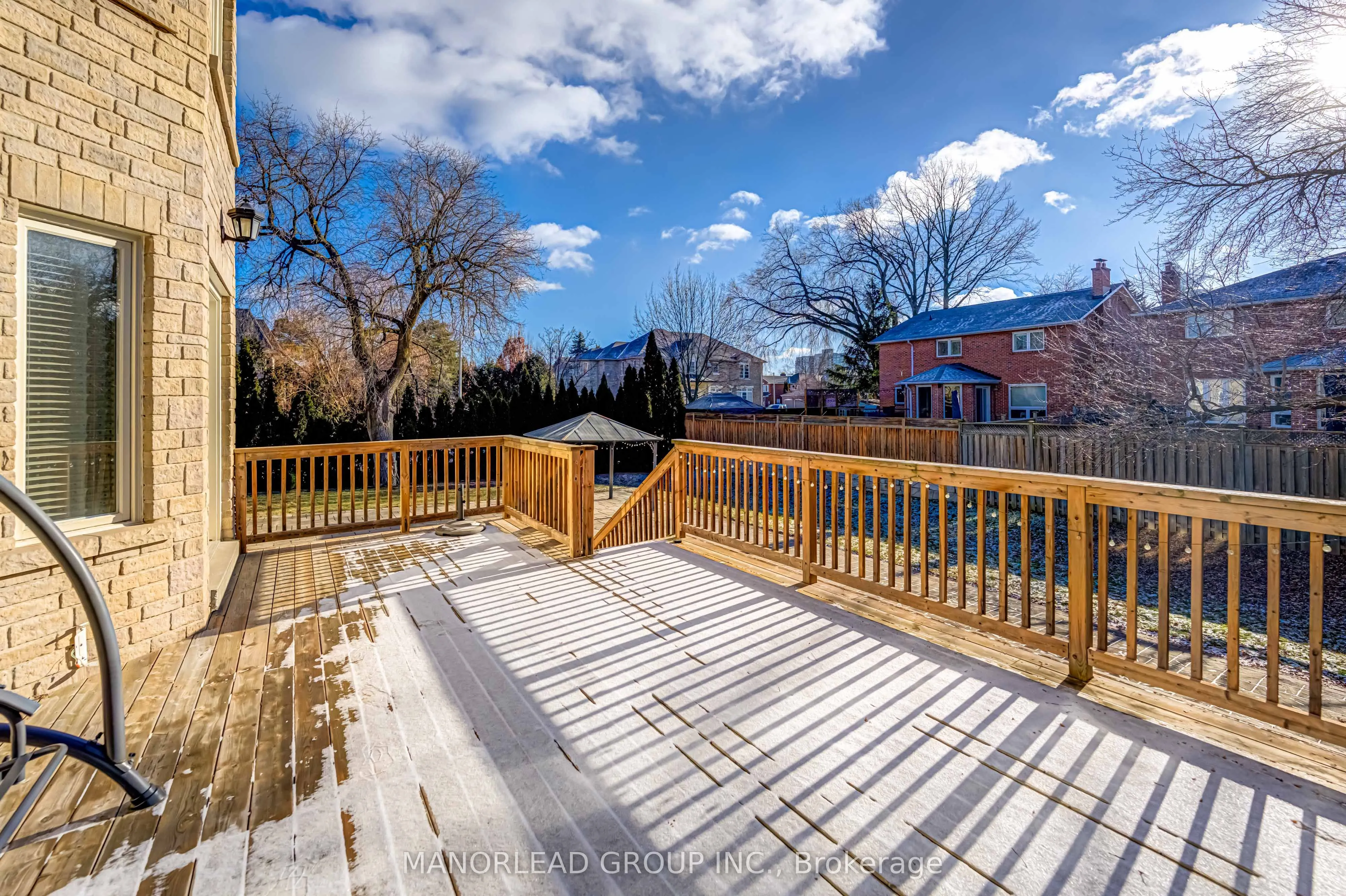 87 Arnold Avenue