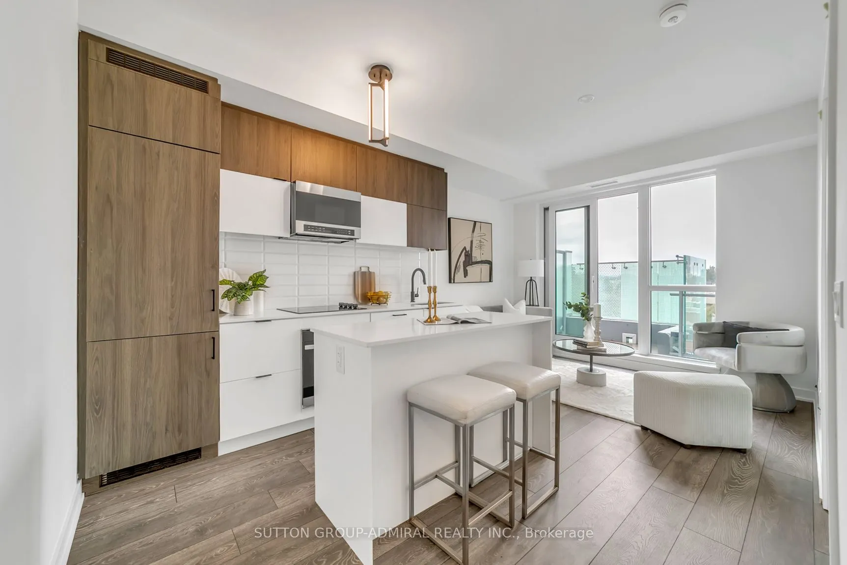 8888 Yonge Street #322