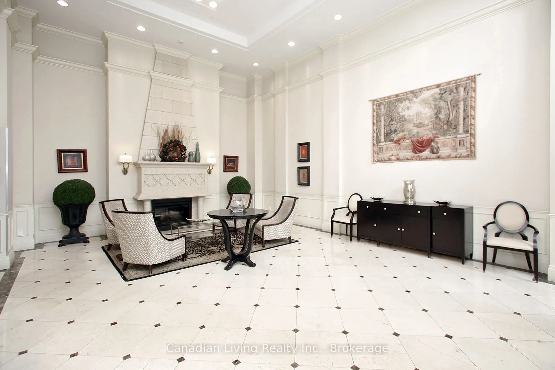 310 Red Maple Road, #1013