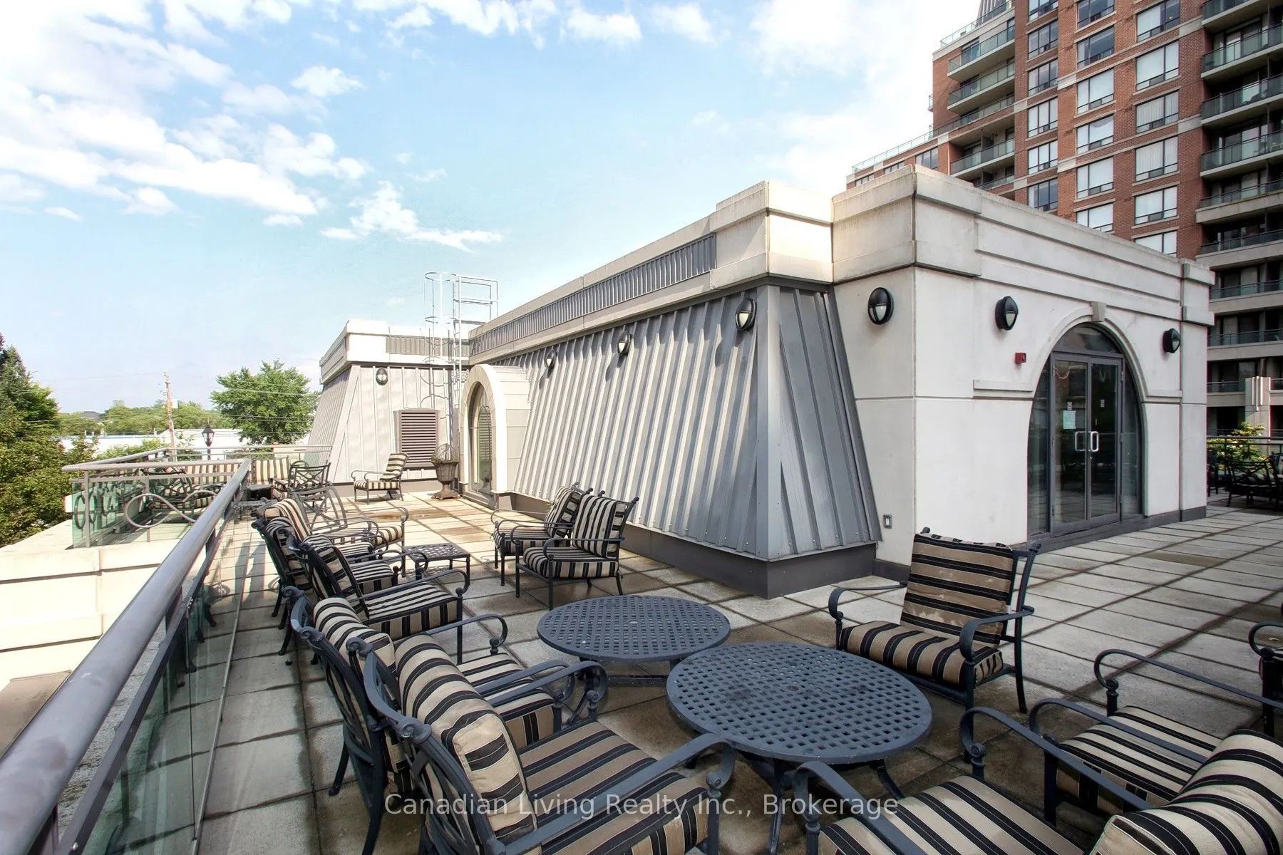 310 Red Maple Road, #1013