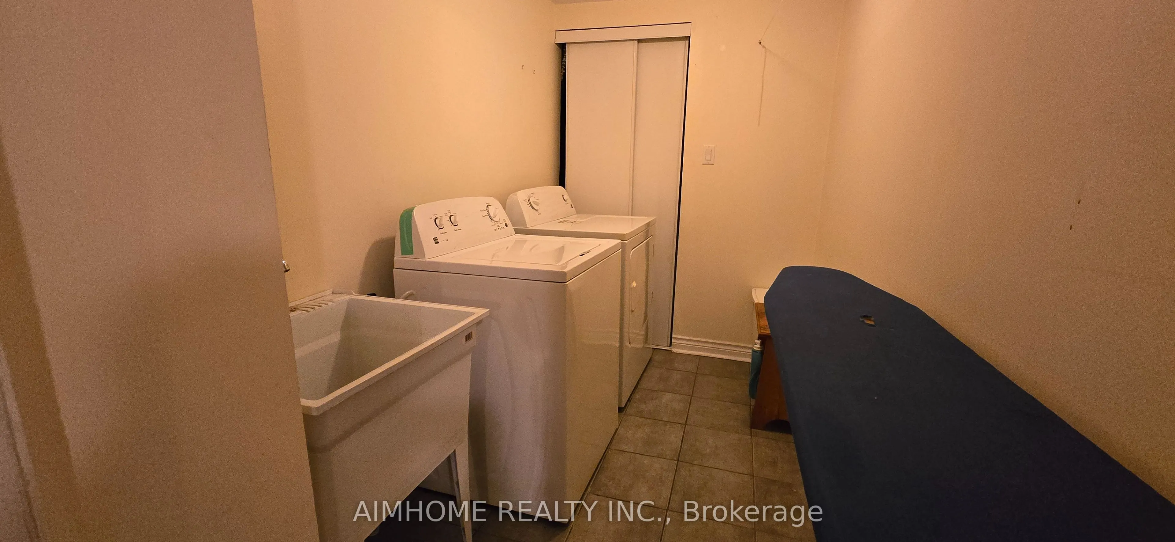 63 Forty Second Street, #Basement