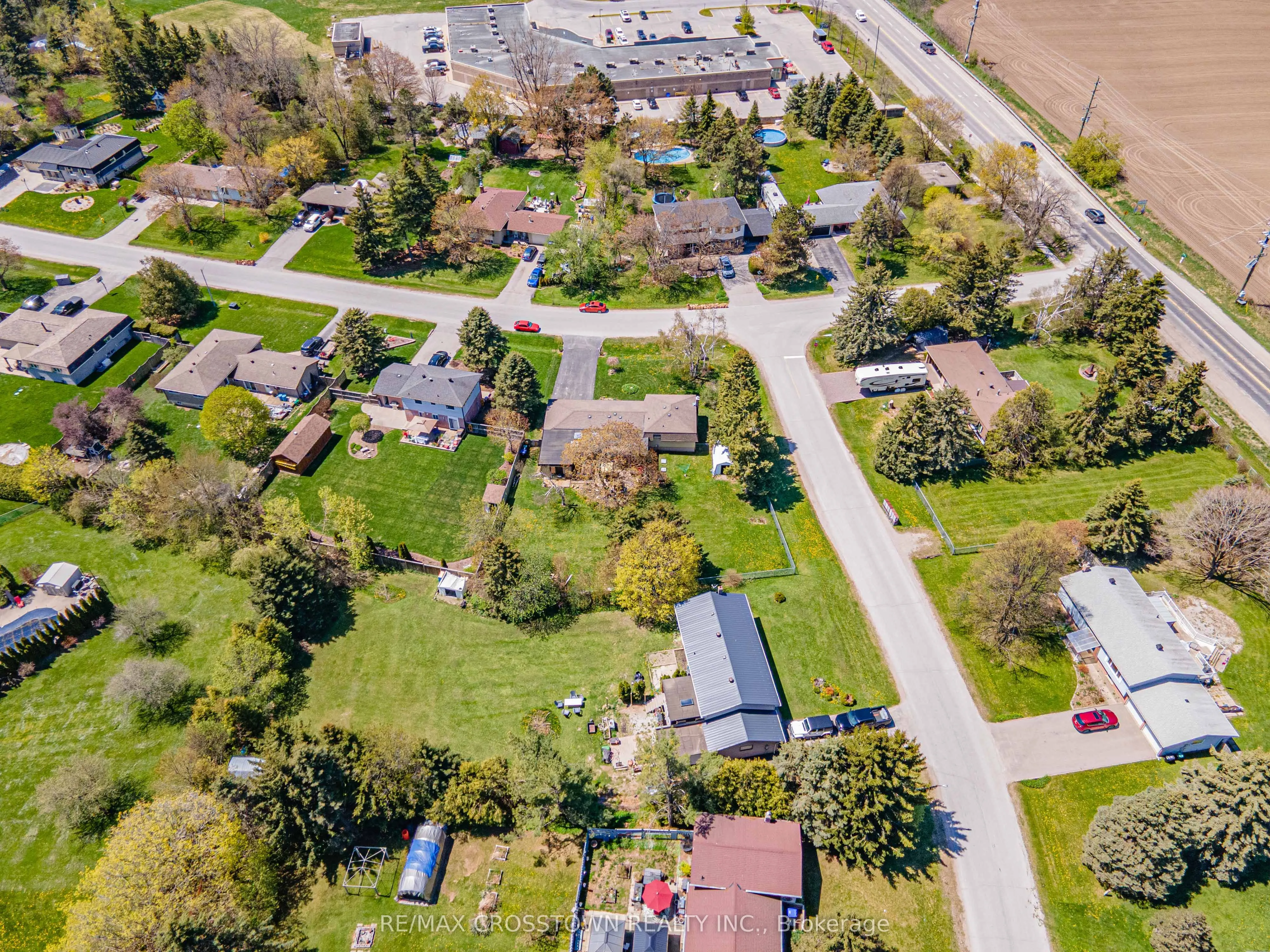204 Camilla Crescent