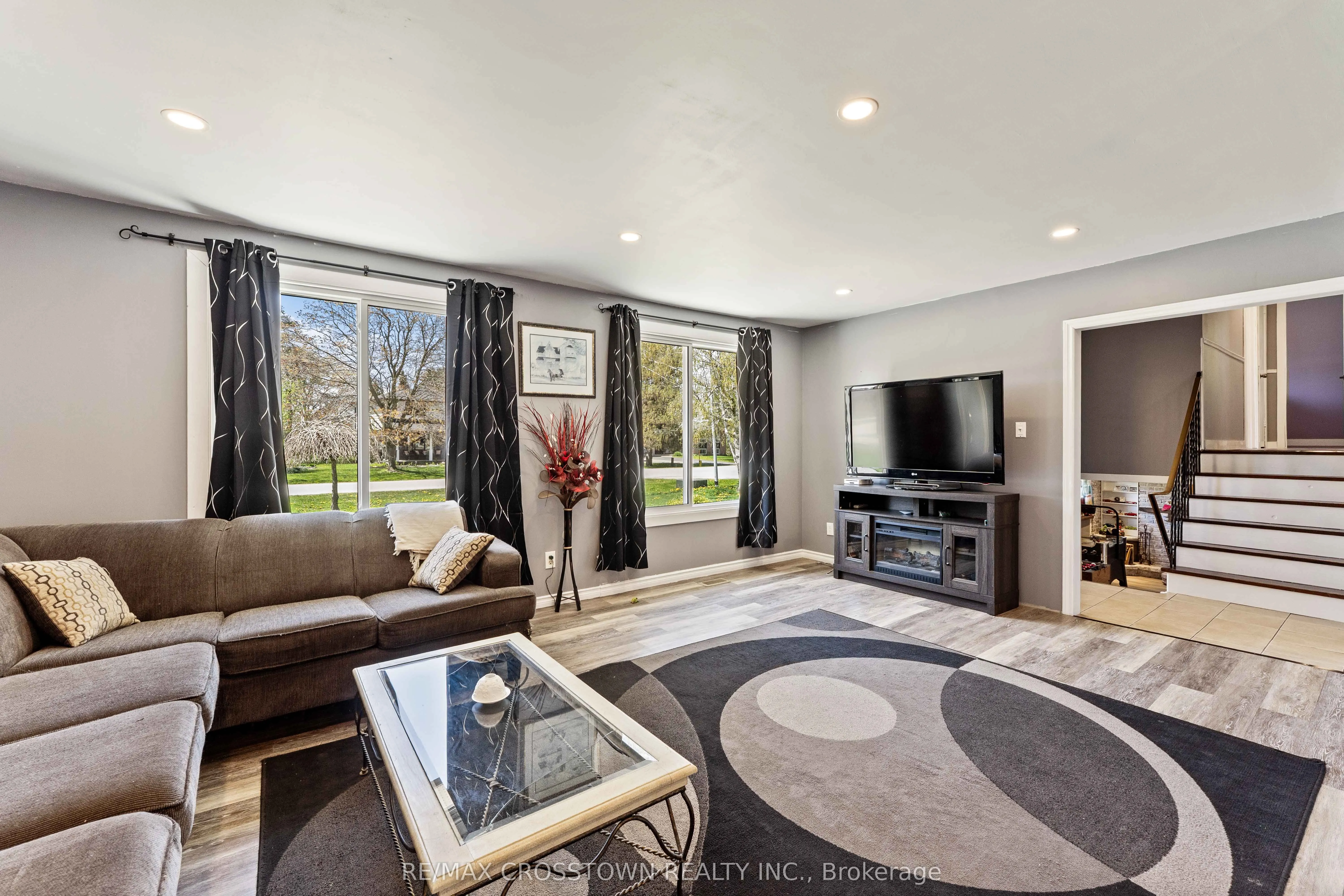 204 Camilla Crescent