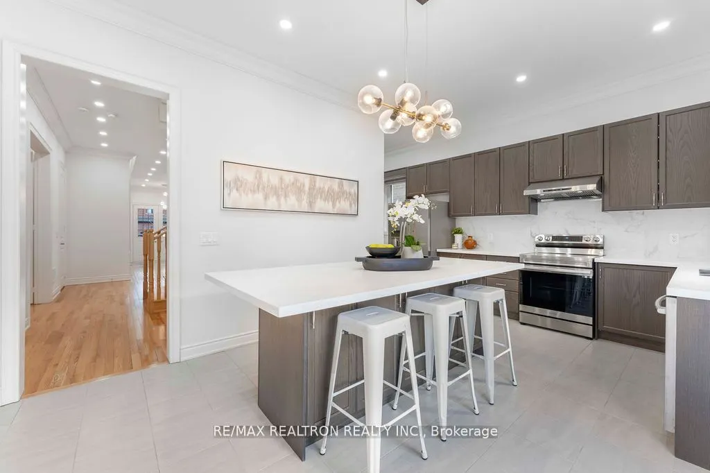 57 Betty May Crescent