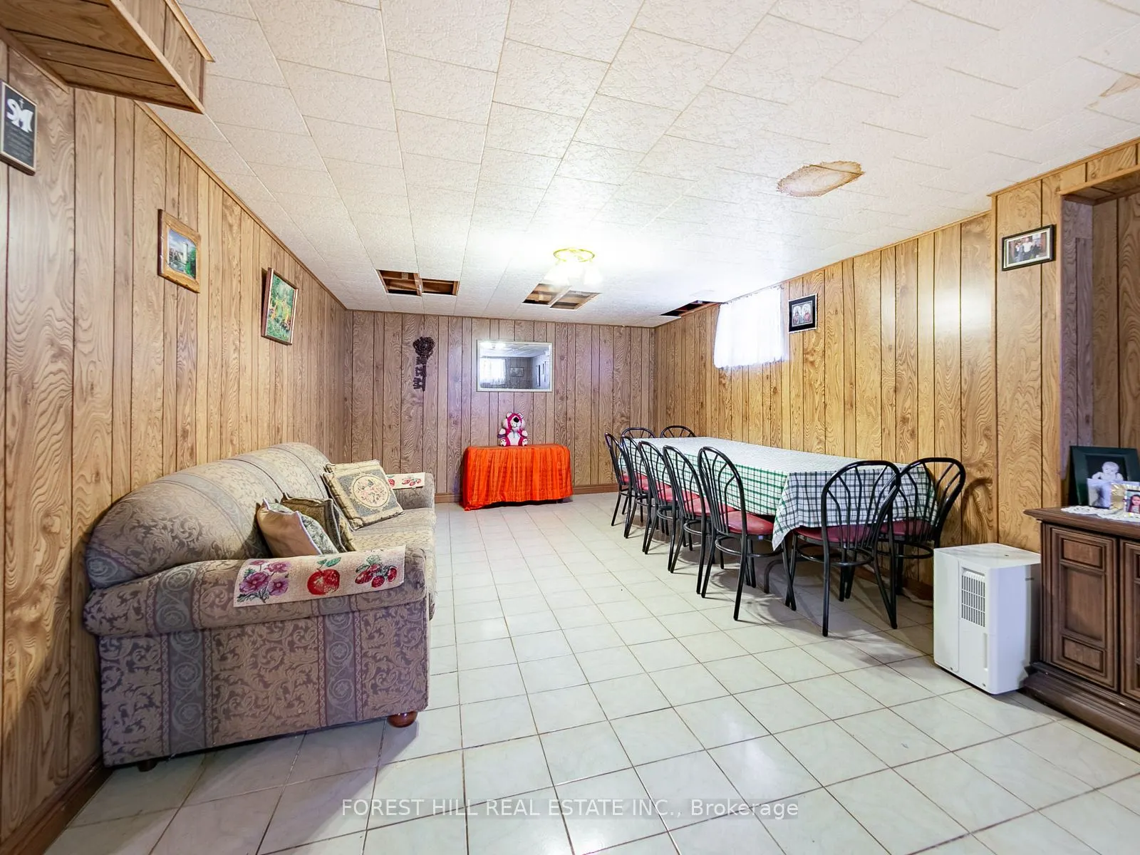 221 Elgin Mills Road W
