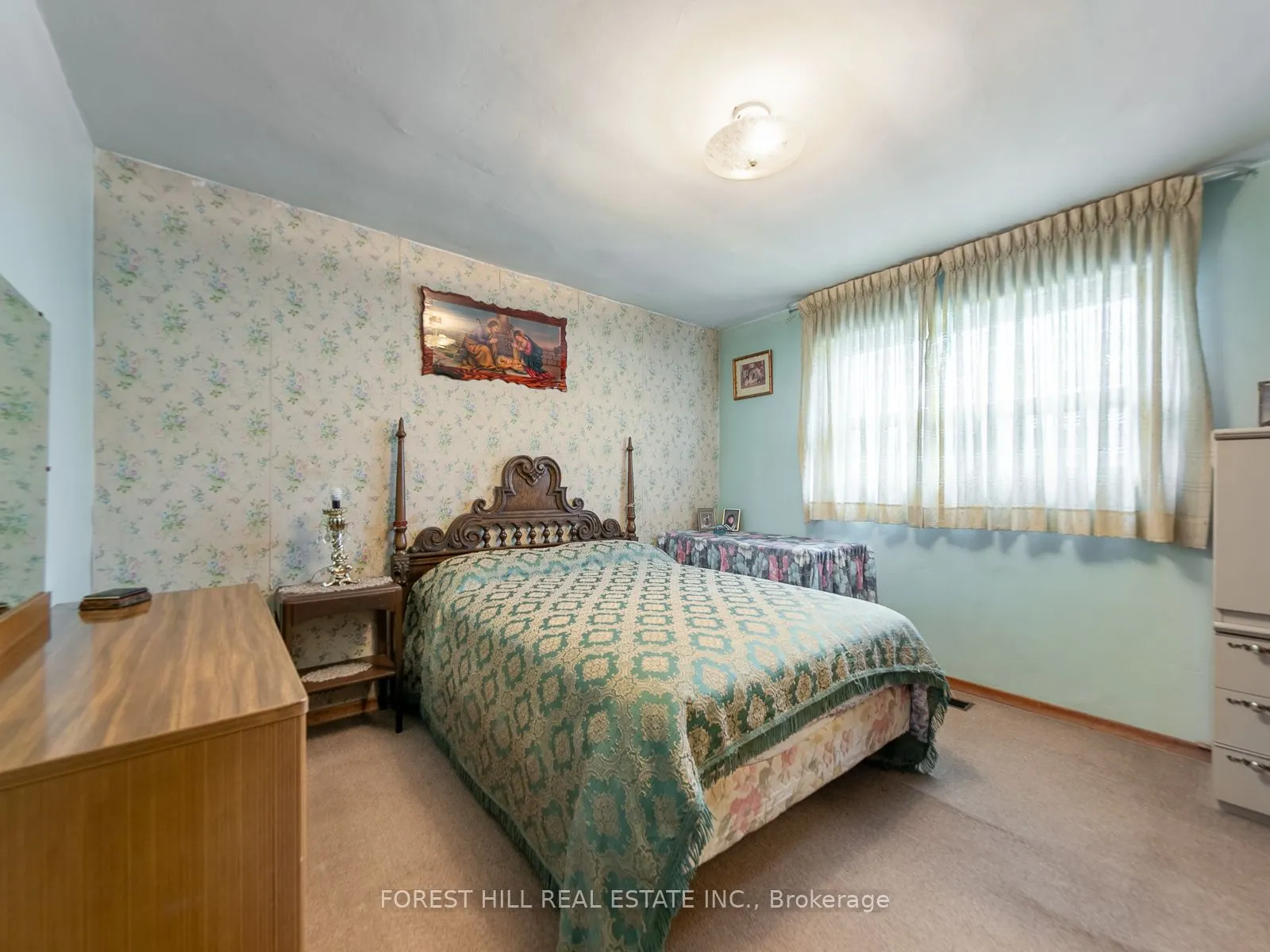 221 Elgin Mills Road W