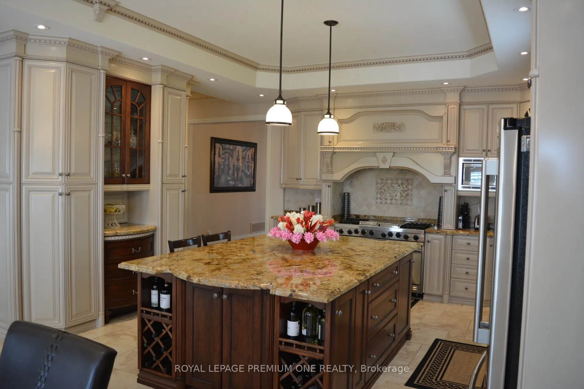 15 Frini Court