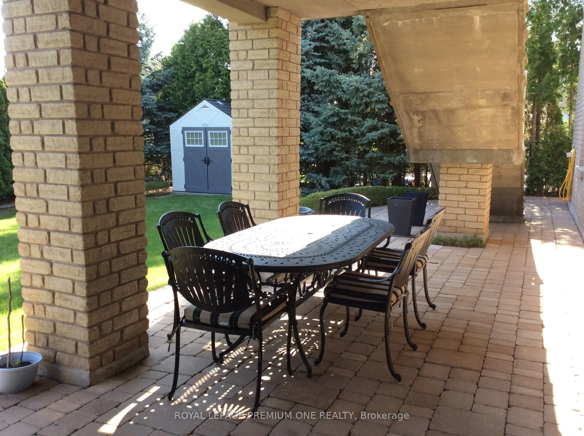 15 Frini Court
