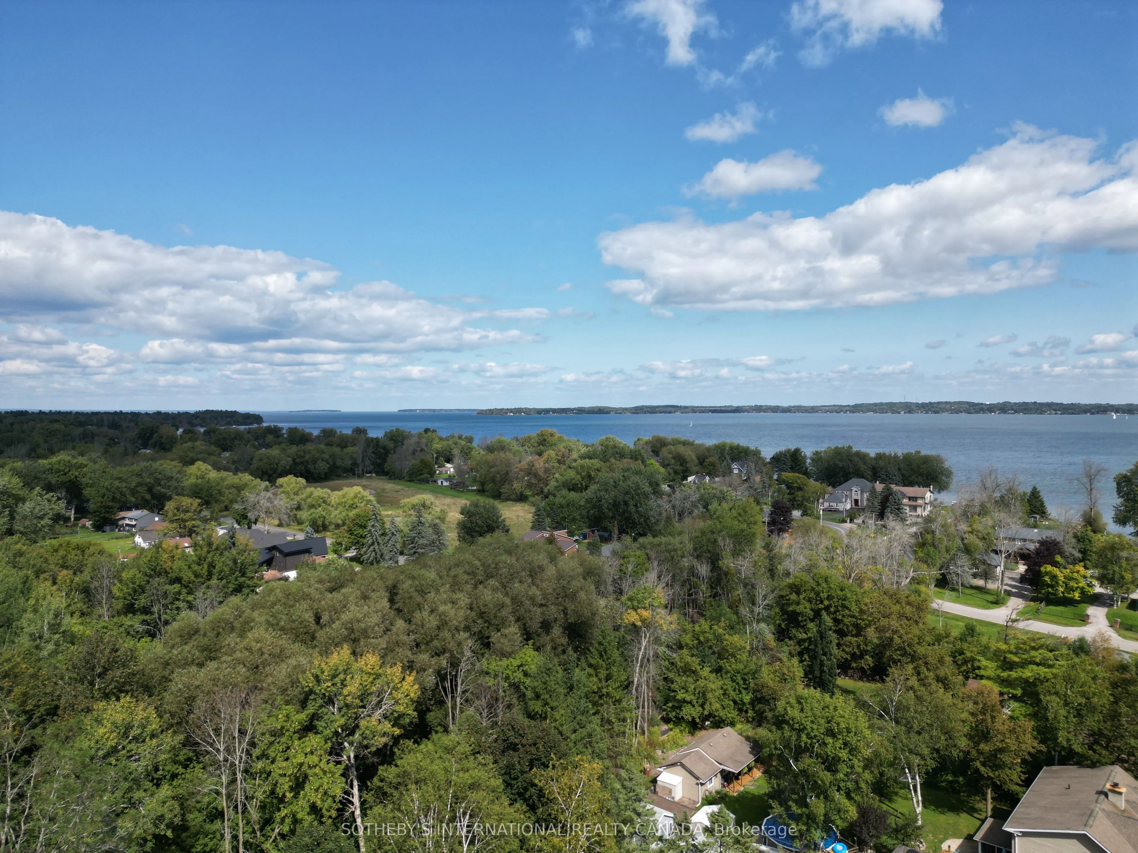 1120 North Shore Drive