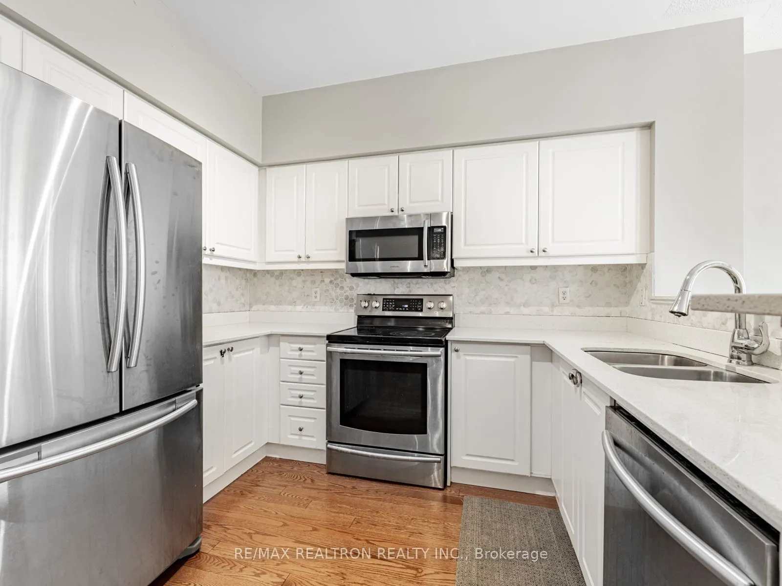 27 Tuscana Boulevard