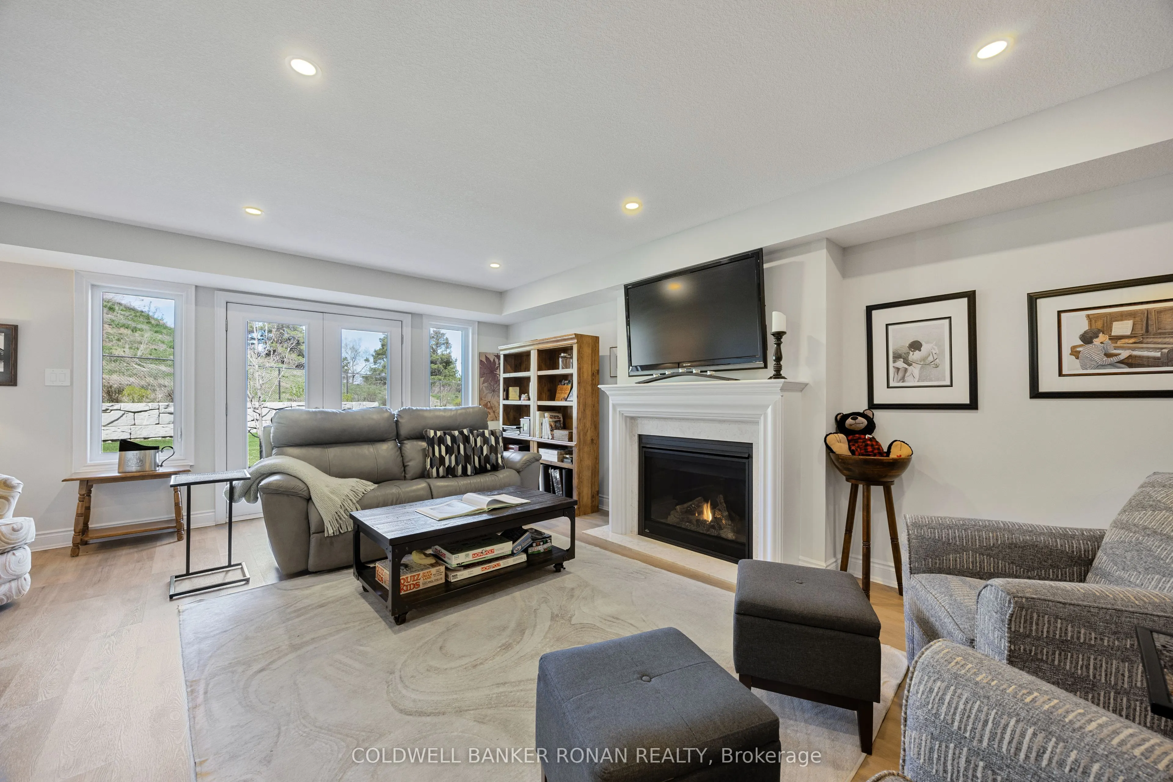 114 Summerhill Drive, #20