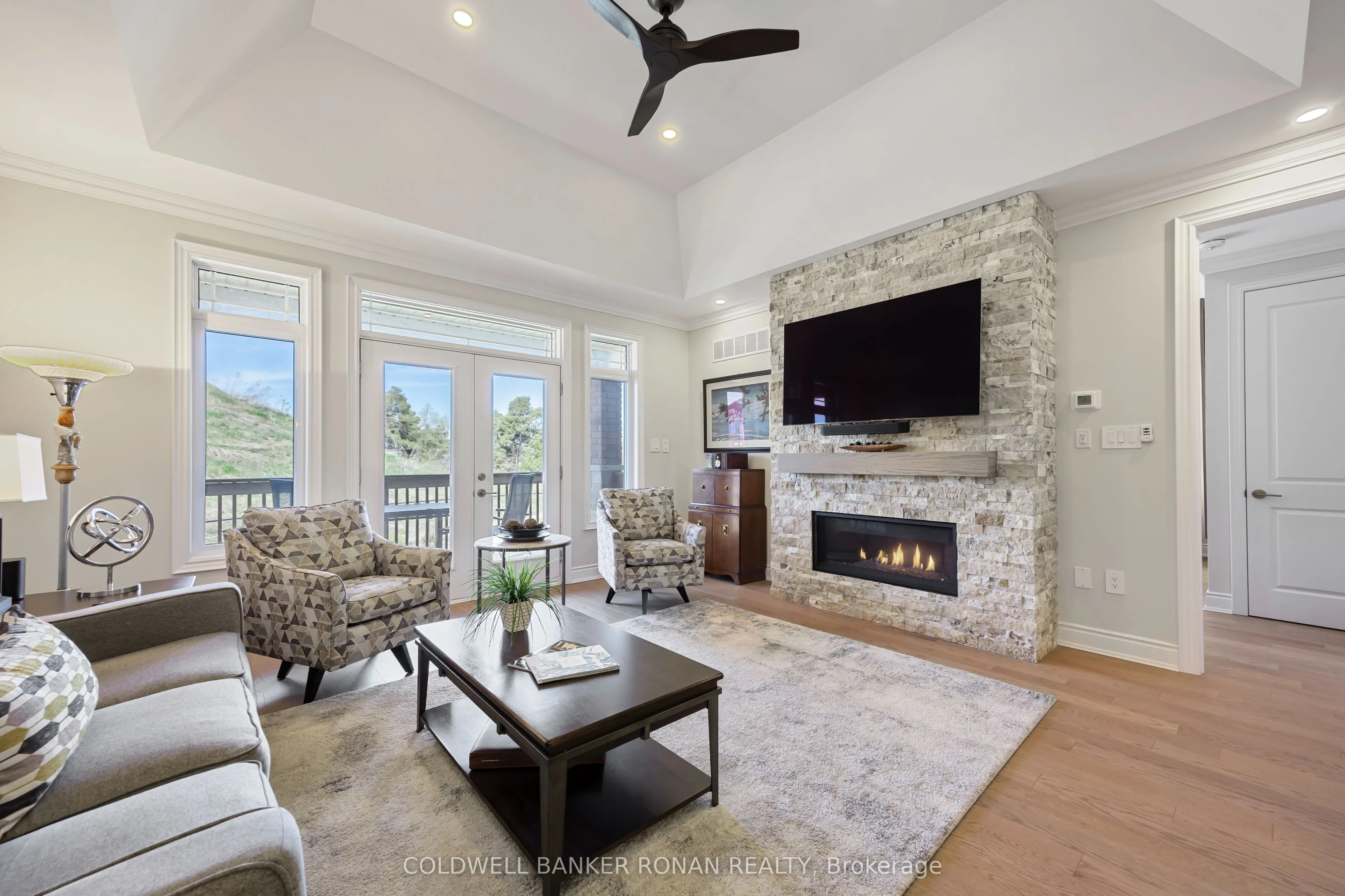 114 Summerhill Drive, #20