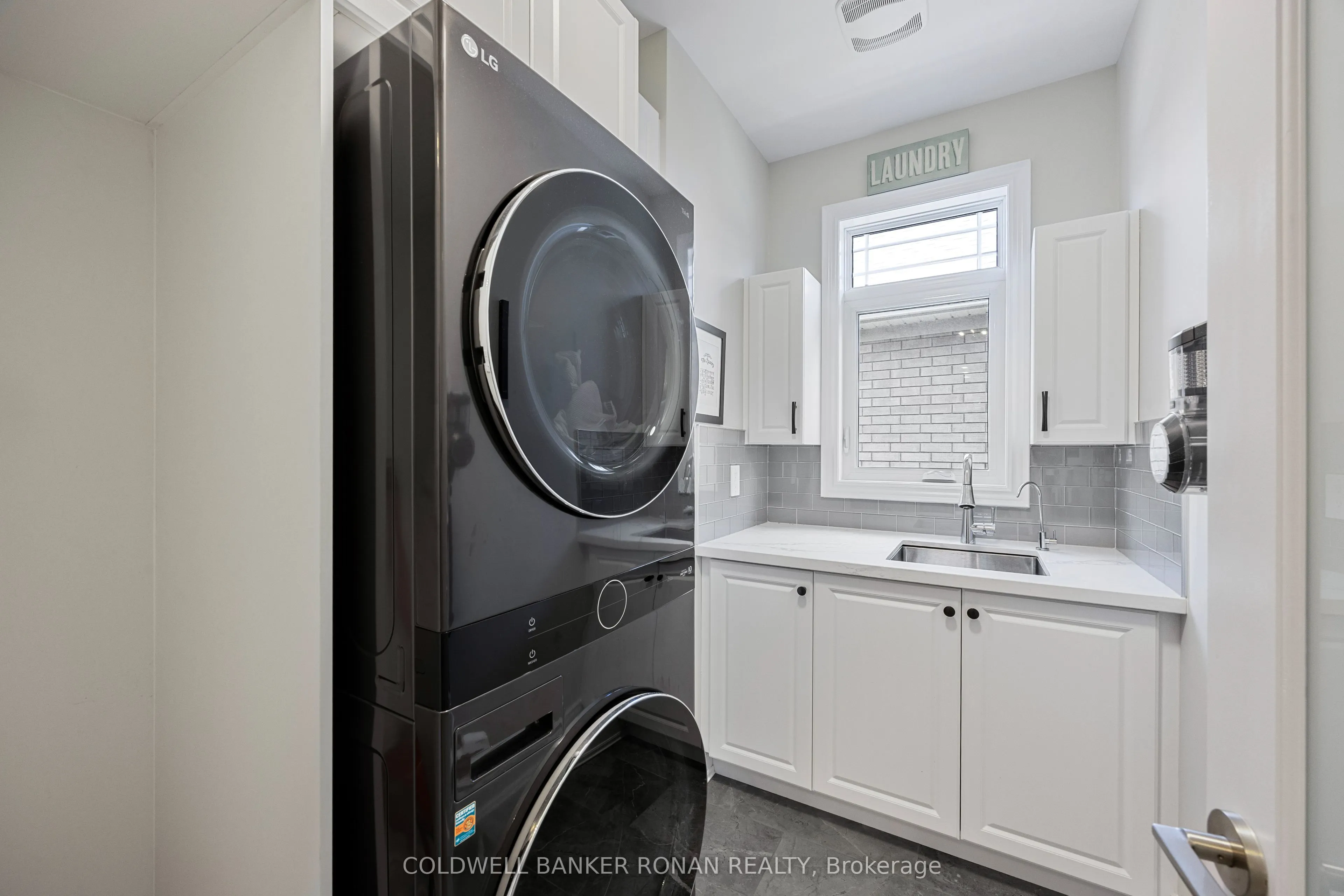 114 Summerhill Drive, #20